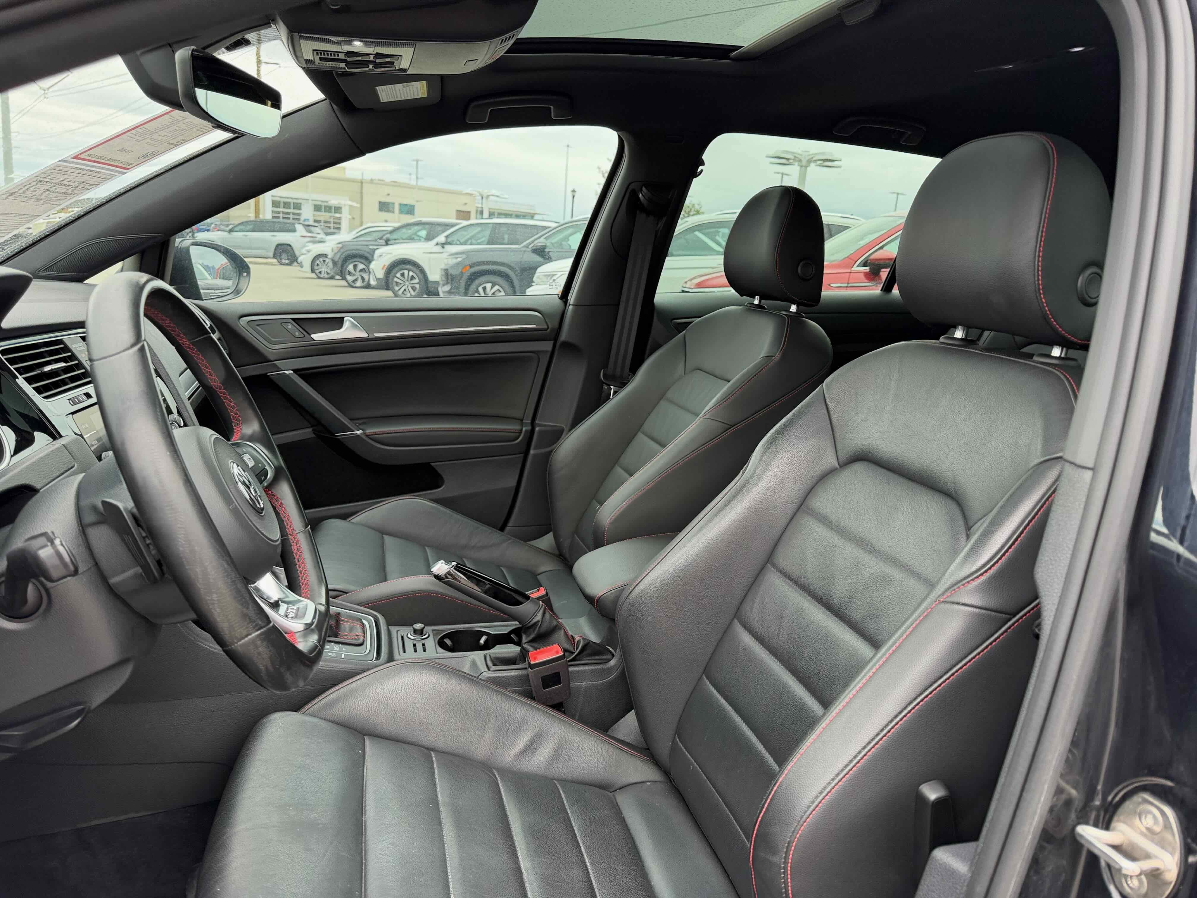 2020 Volkswagen Golf GTI SE