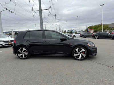 2020 Volkswagen Golf GTI SE