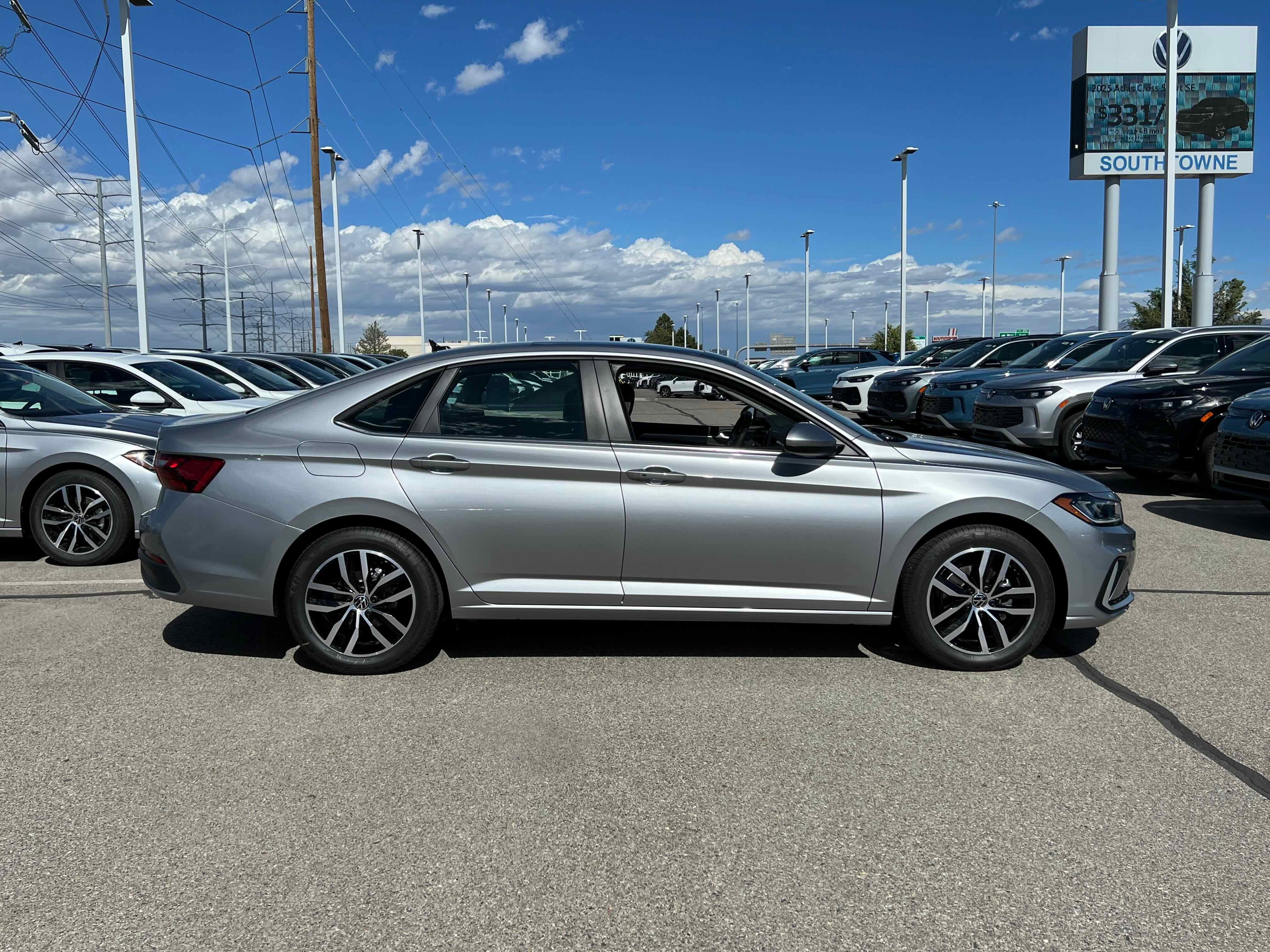 2026 Volkswagen Jetta SE