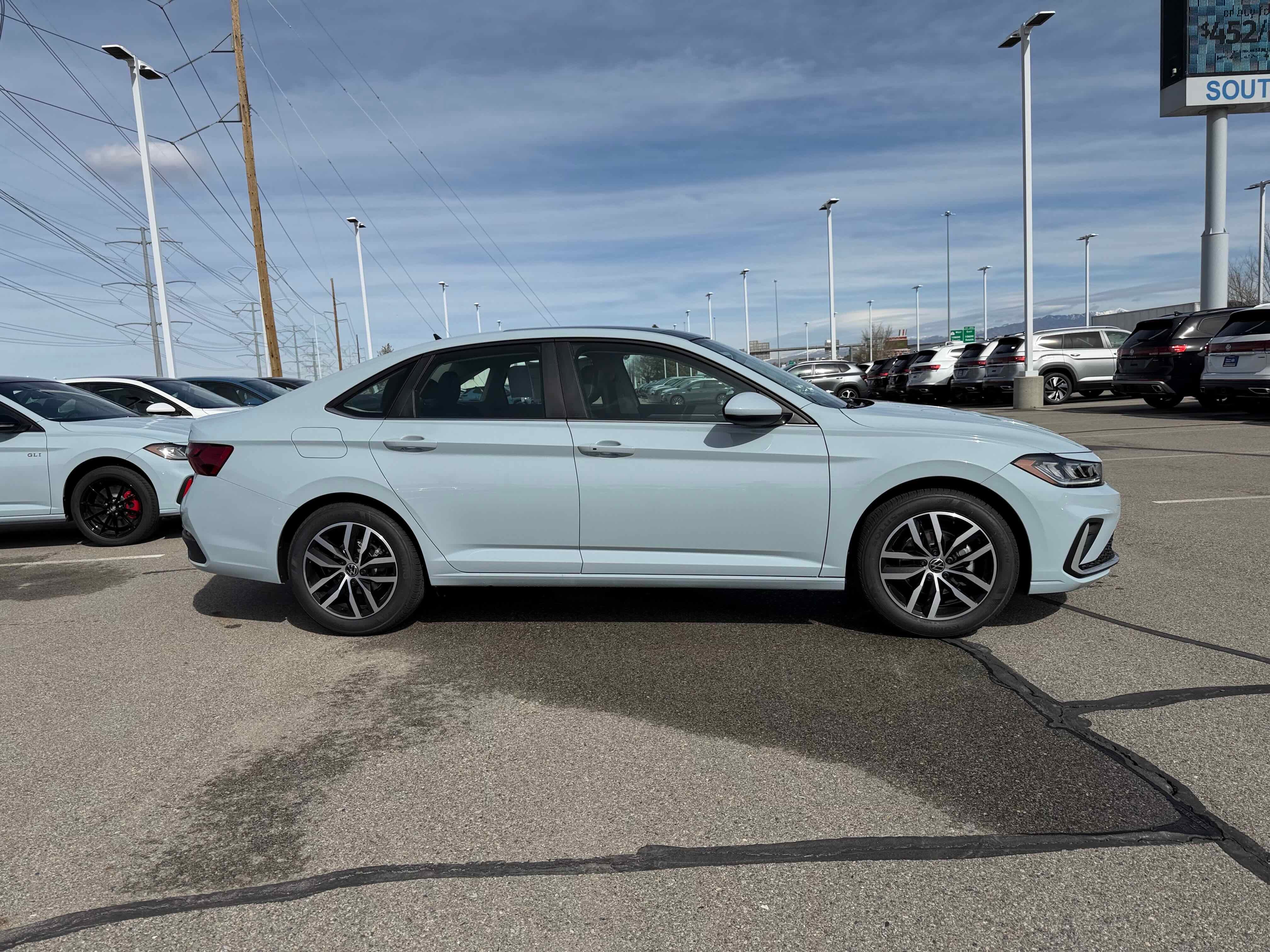 2026 Volkswagen Jetta SE