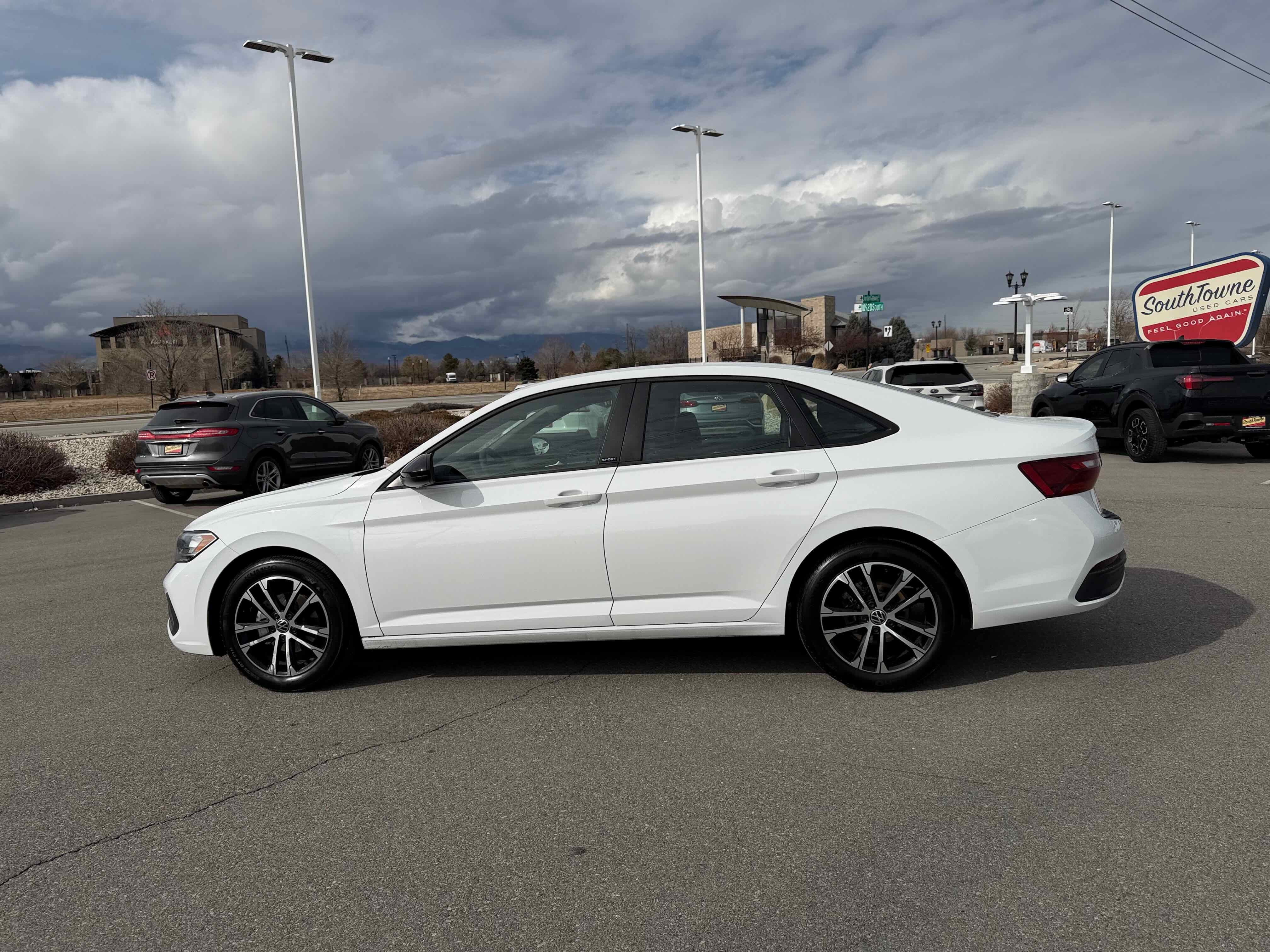 2024 Volkswagen Jetta Sport