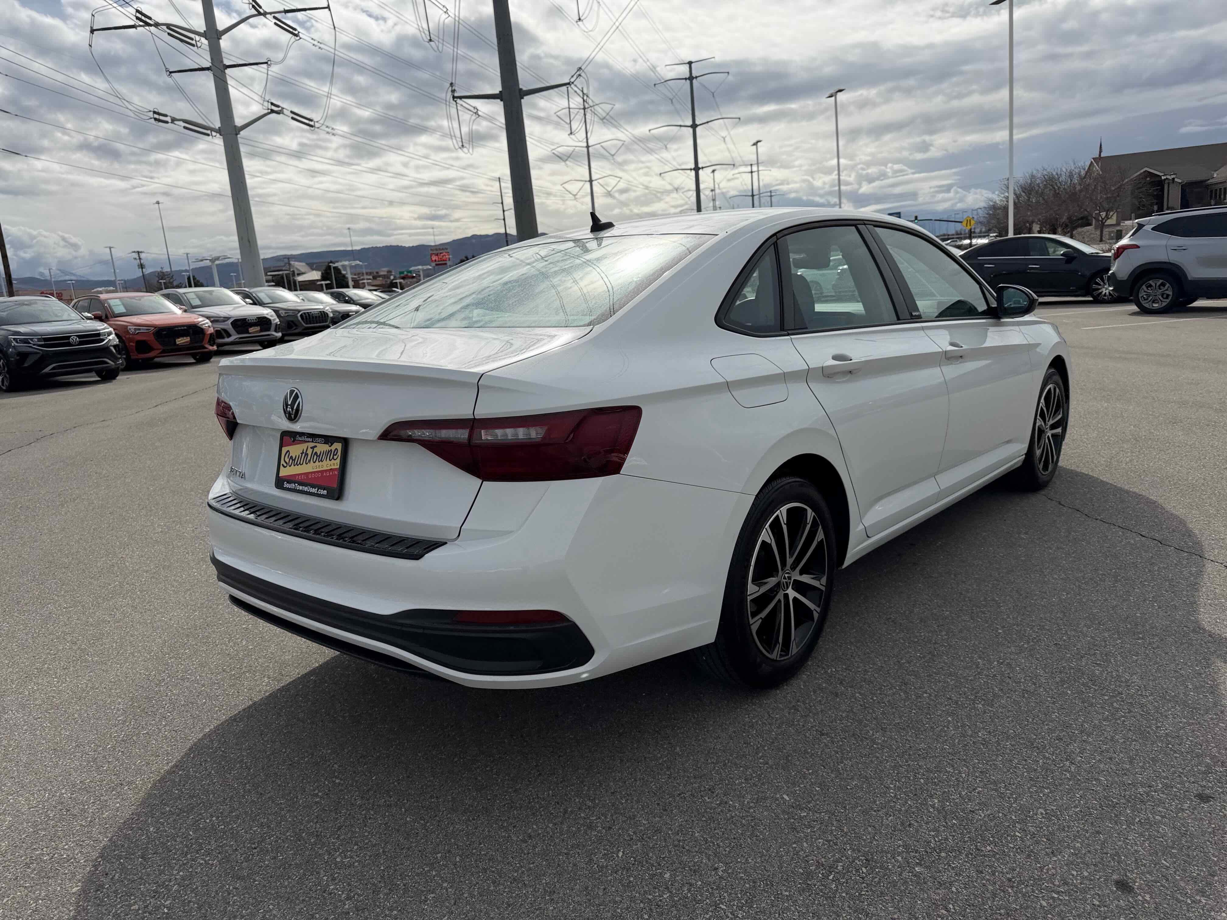 2024 Volkswagen Jetta Sport