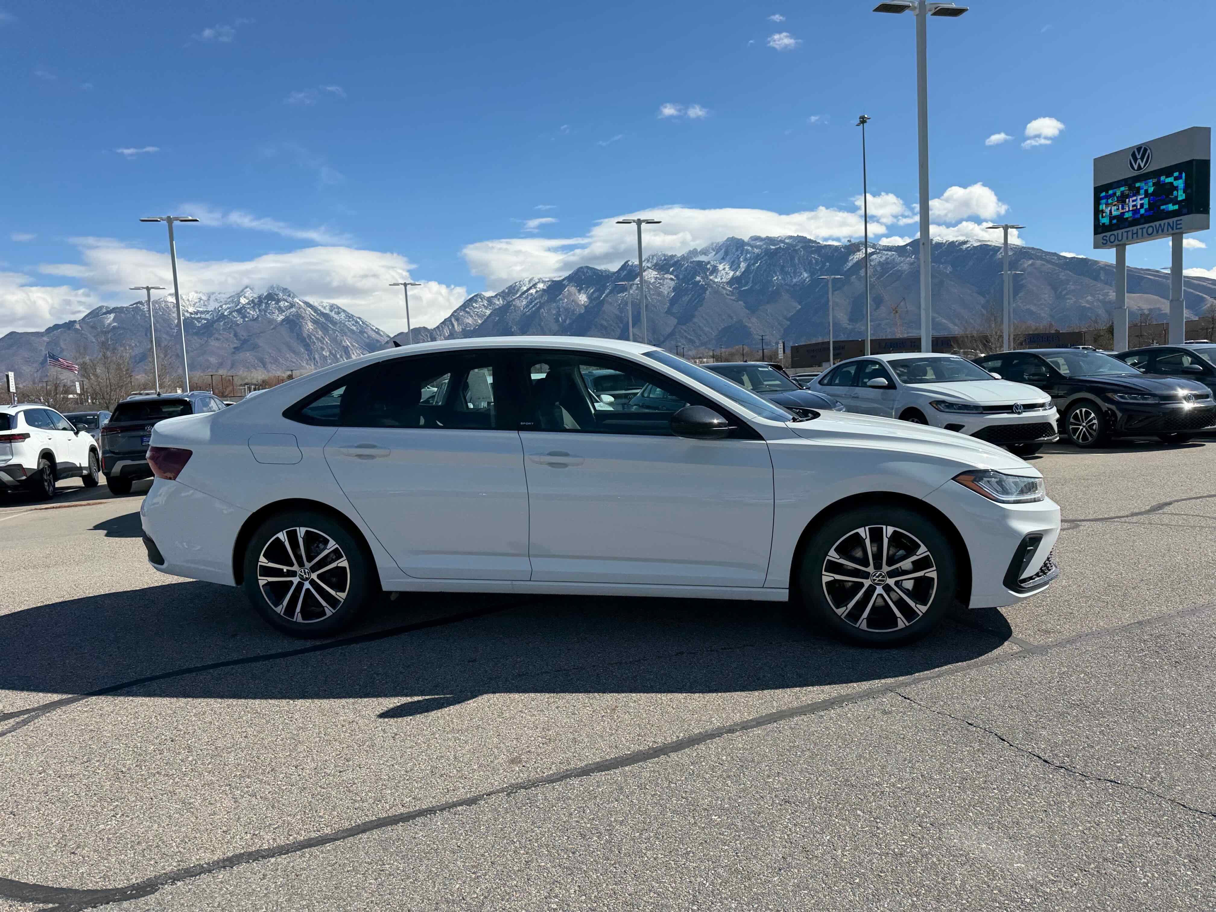 2026 Volkswagen Jetta Sport