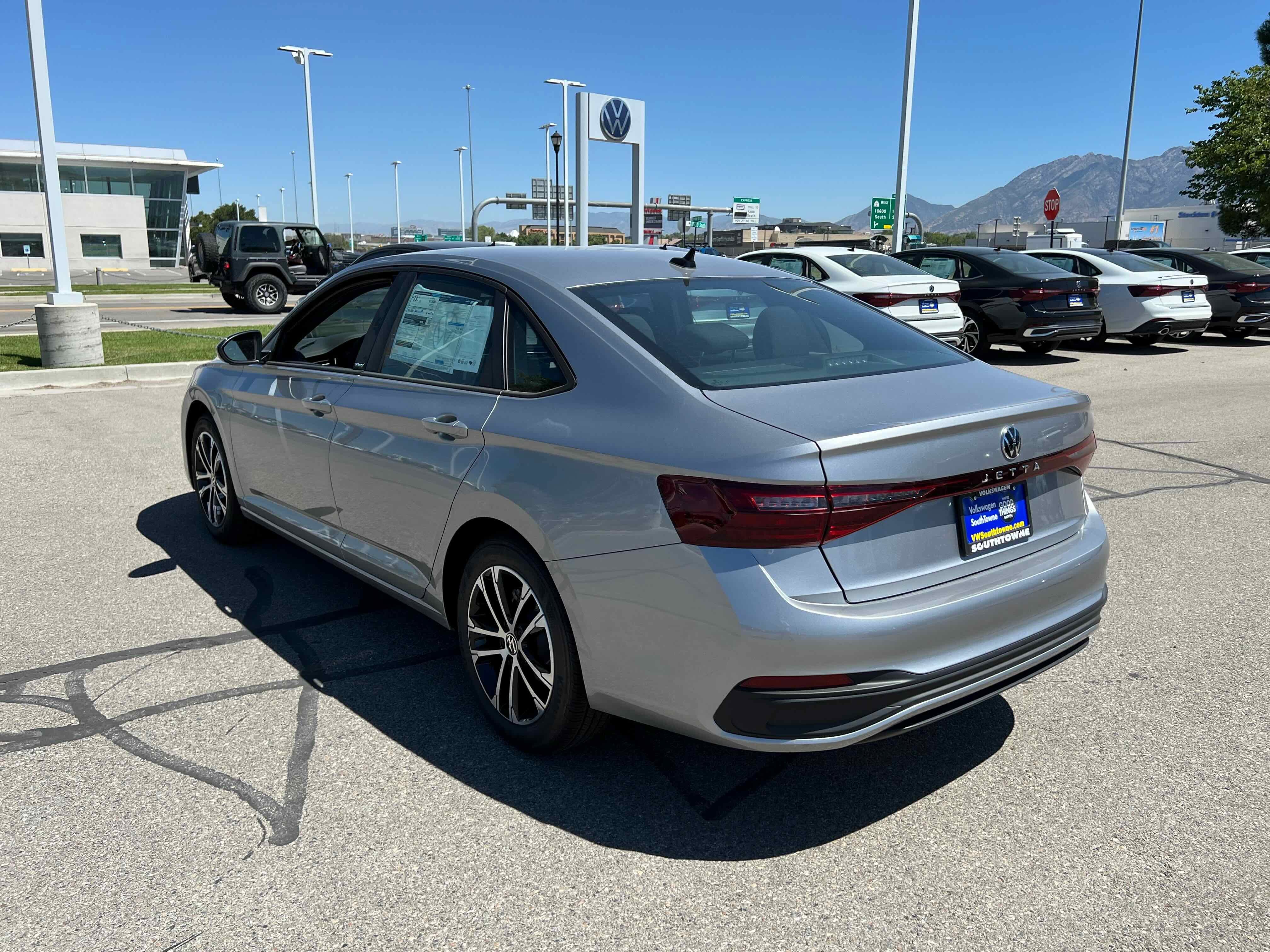 2025 Volkswagen Jetta Sport