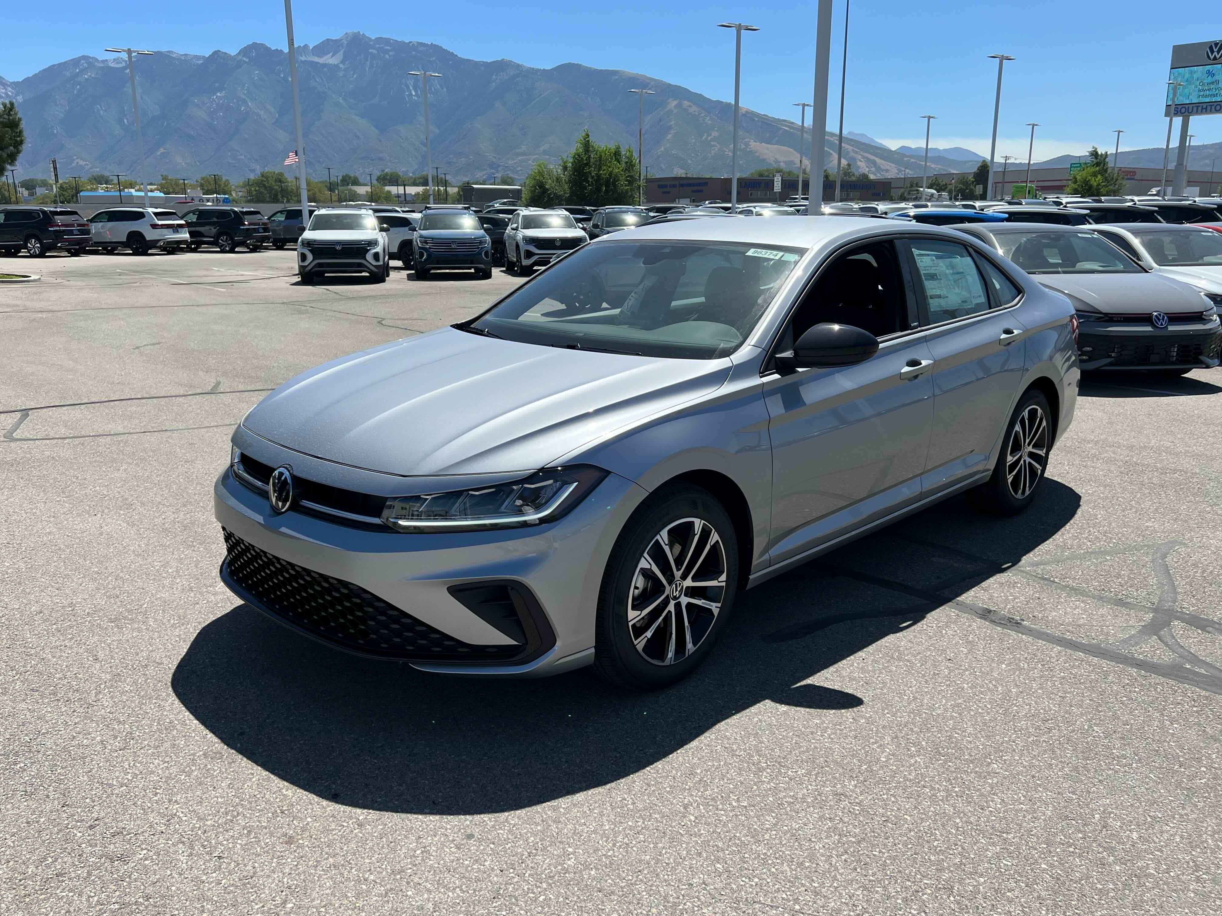 2025 Volkswagen Jetta Sport