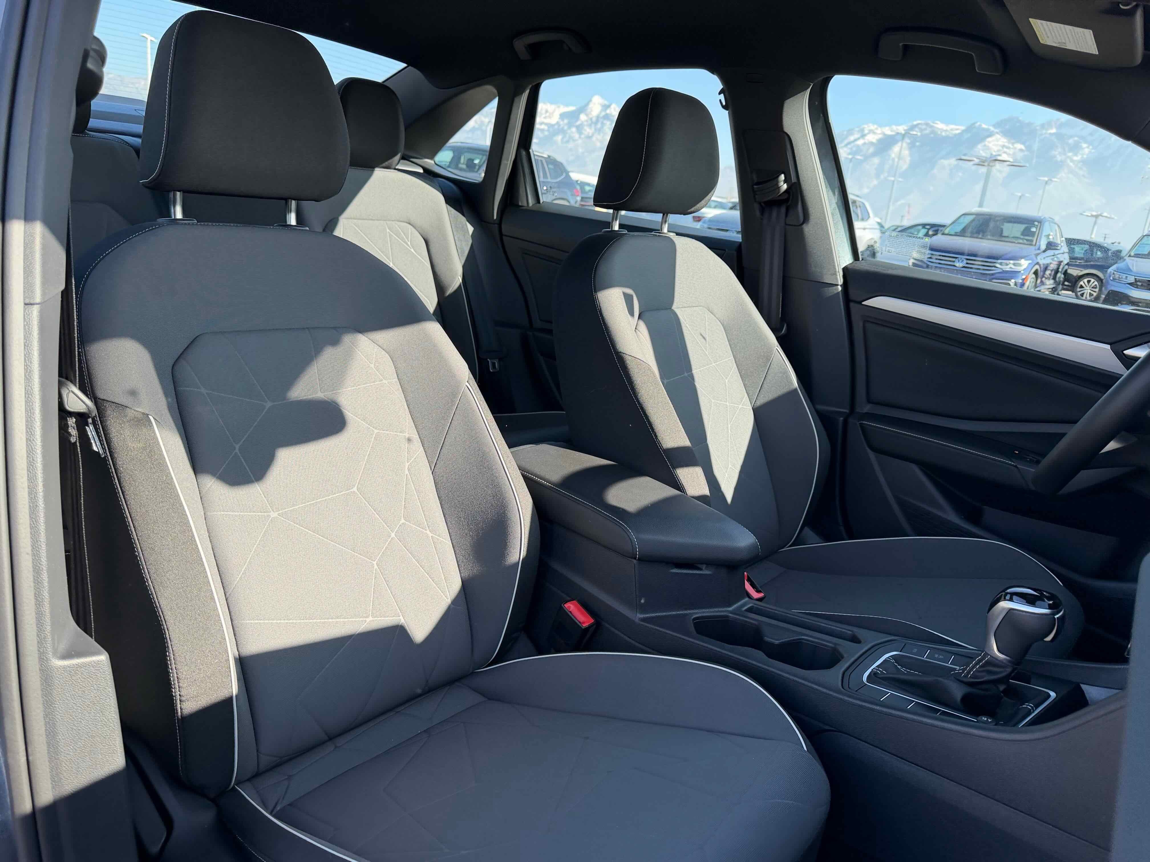 2025 Volkswagen Jetta Sport