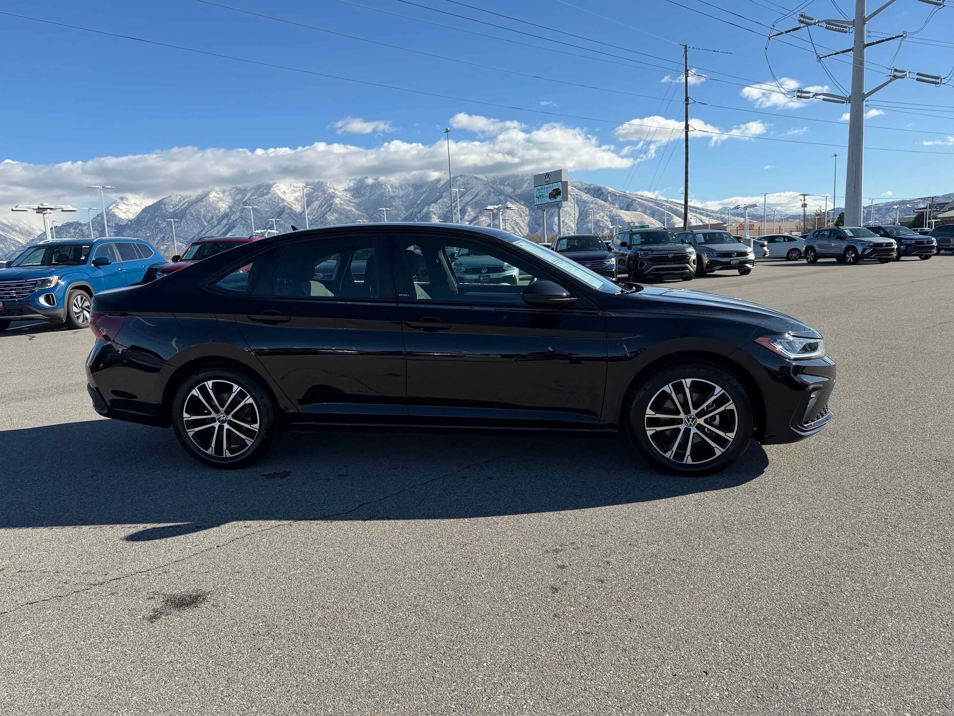 2025 Volkswagen Jetta Sport