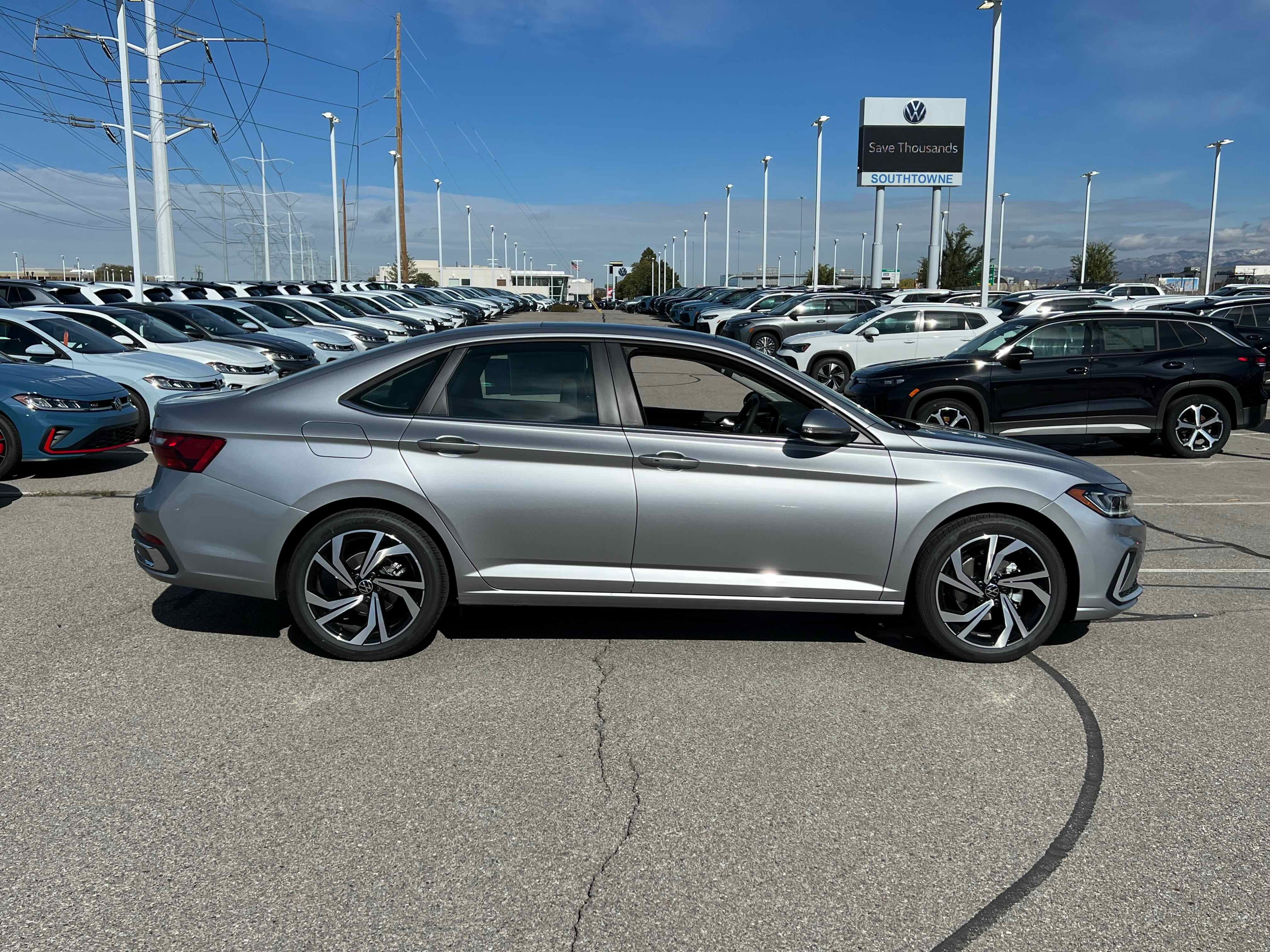 2026 Volkswagen Jetta SEL