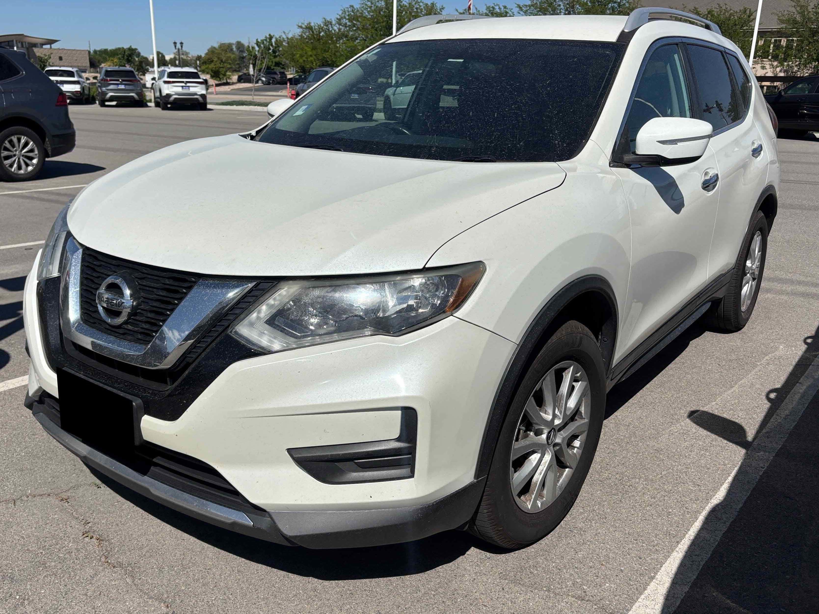 2017 Nissan Rogue SV AWD's photo
