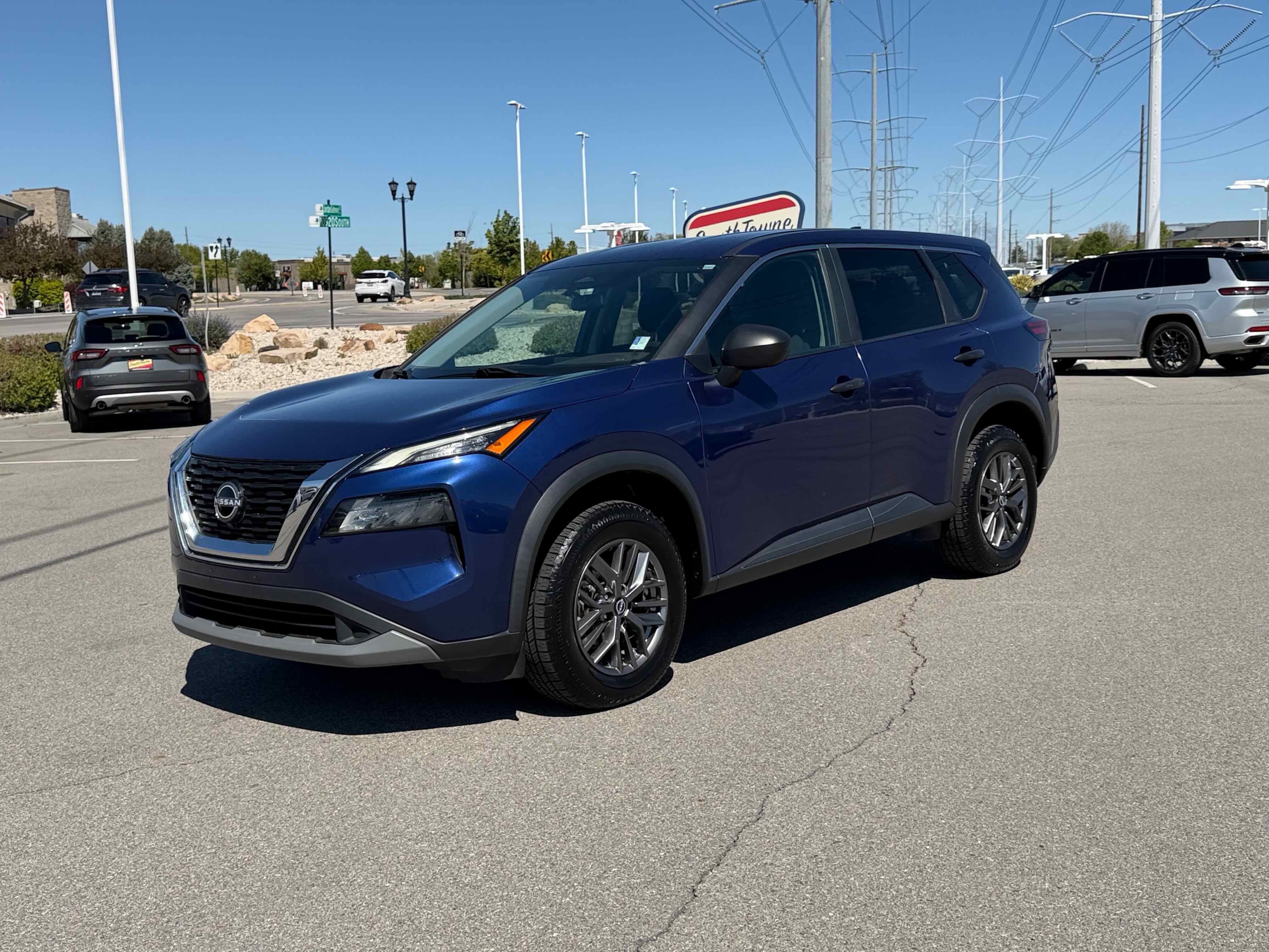 2023 Nissan Rogue S