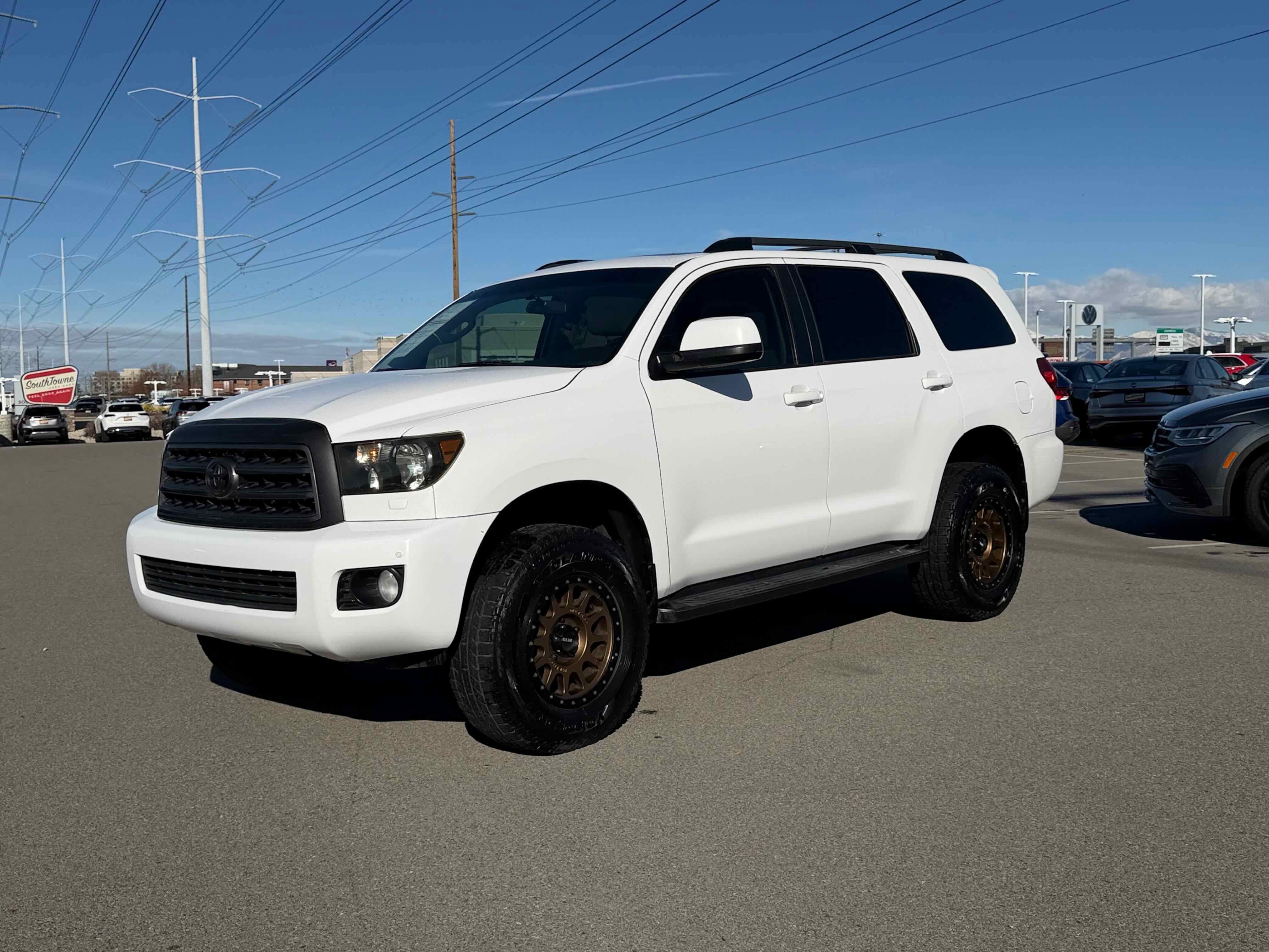 2014 Toyota Sequoia SR5