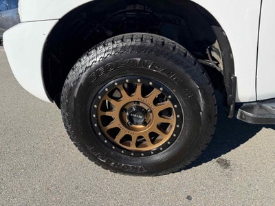 2014 Toyota Sequoia SR5