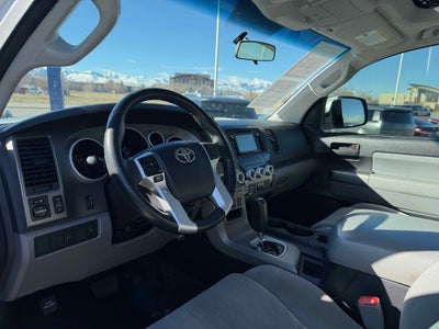 2014 Toyota Sequoia SR5