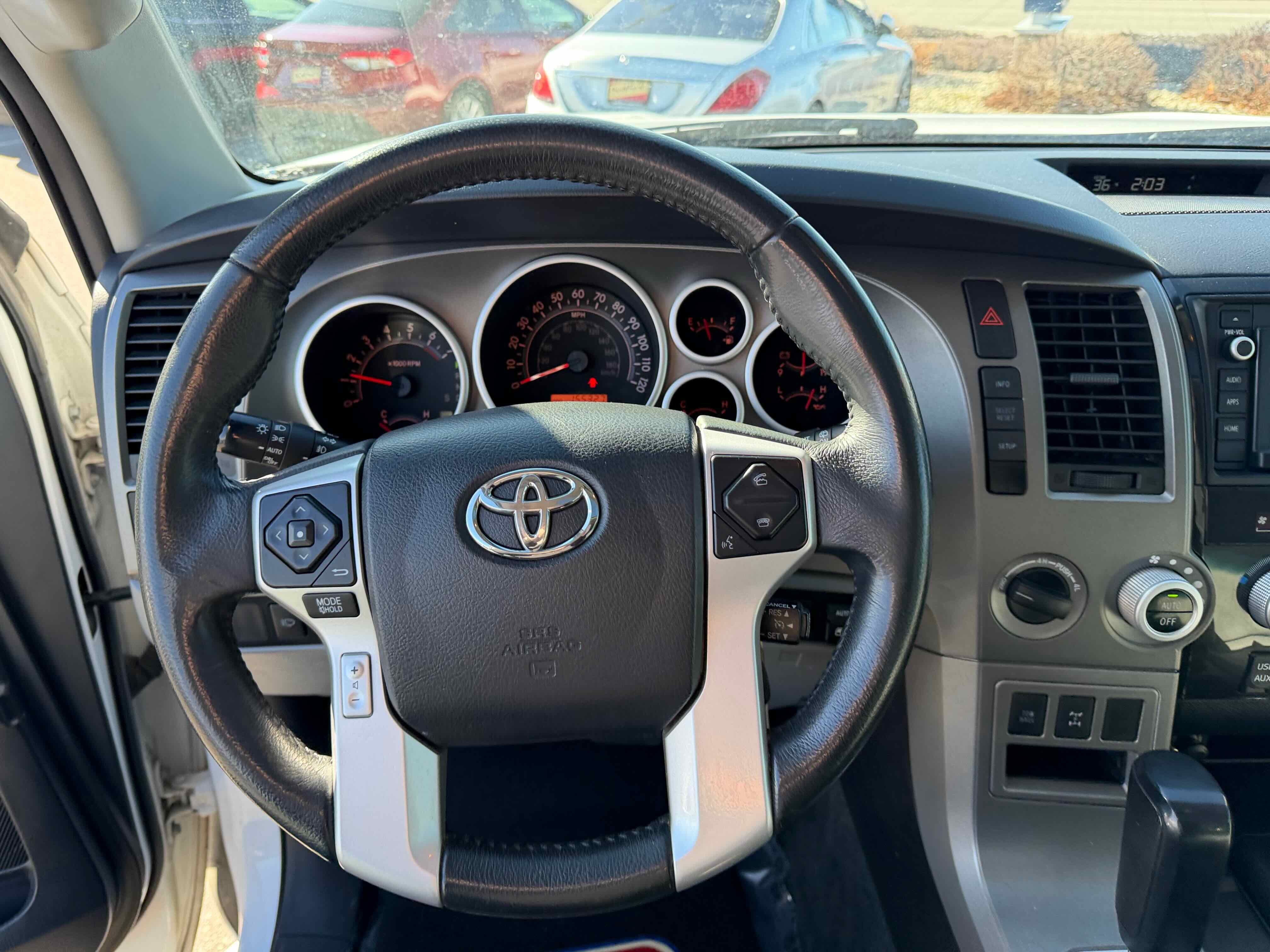 2014 Toyota Sequoia SR5