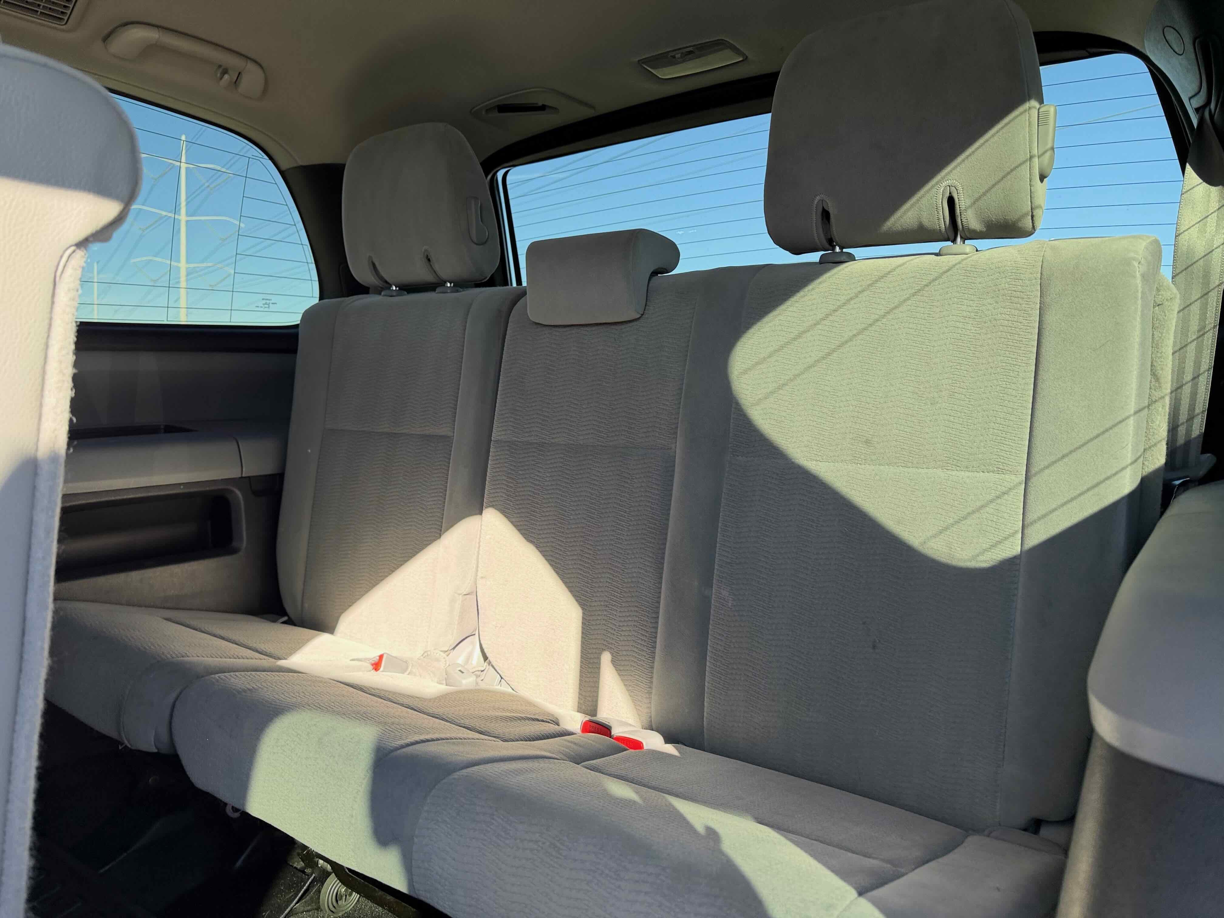 2014 Toyota Sequoia SR5