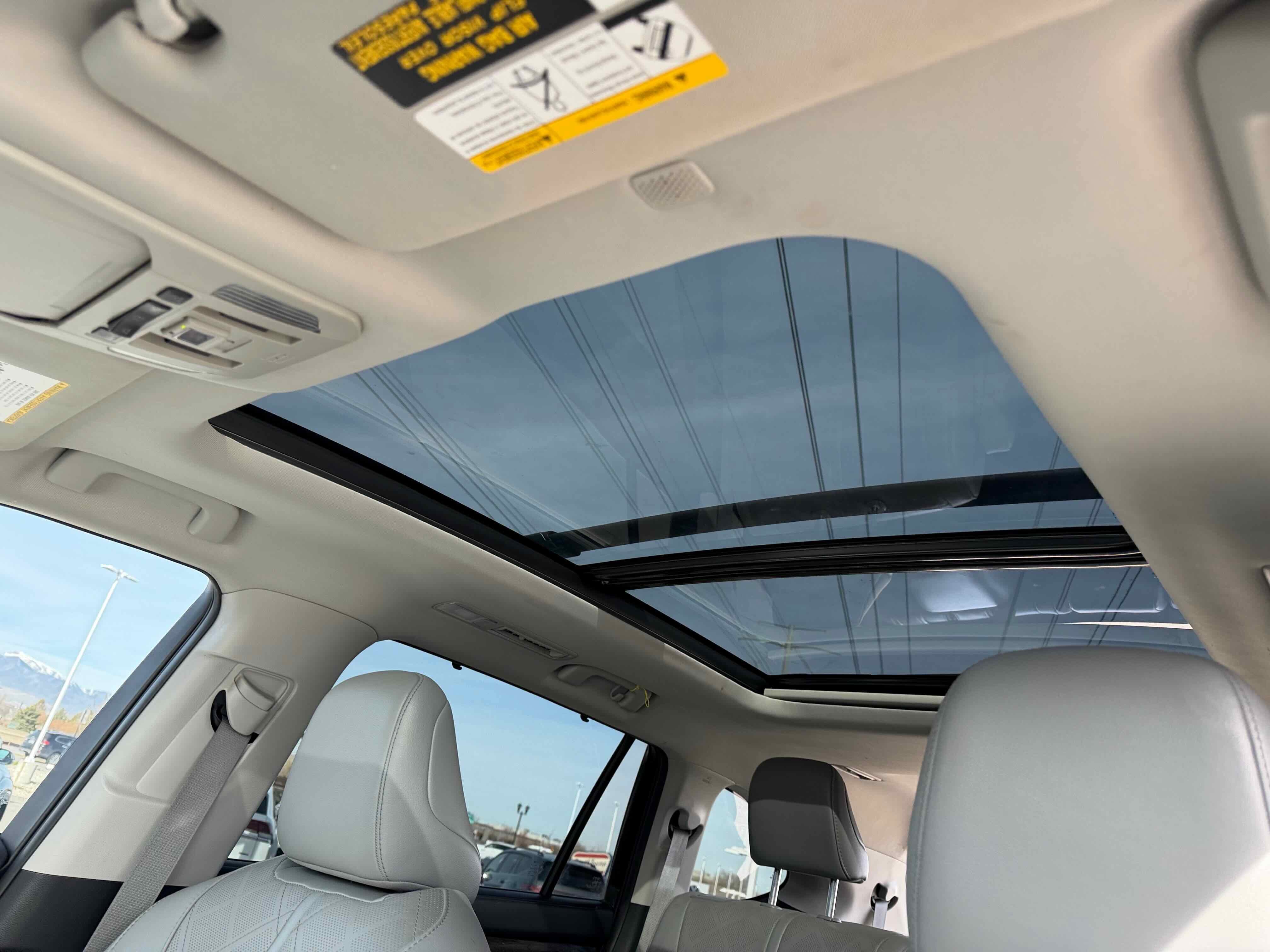 2020 Toyota Highlander Platinum