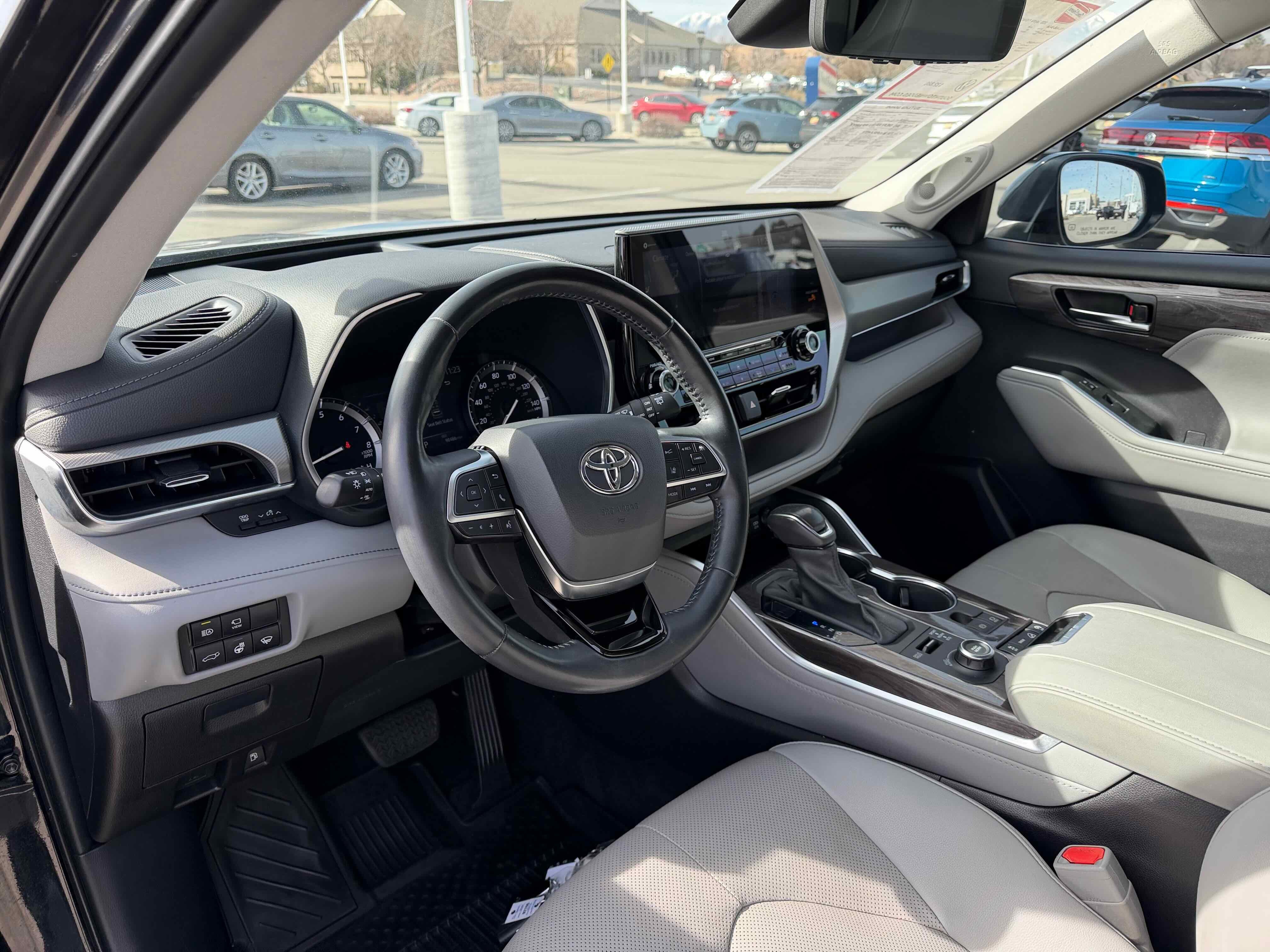 2020 Toyota Highlander Platinum