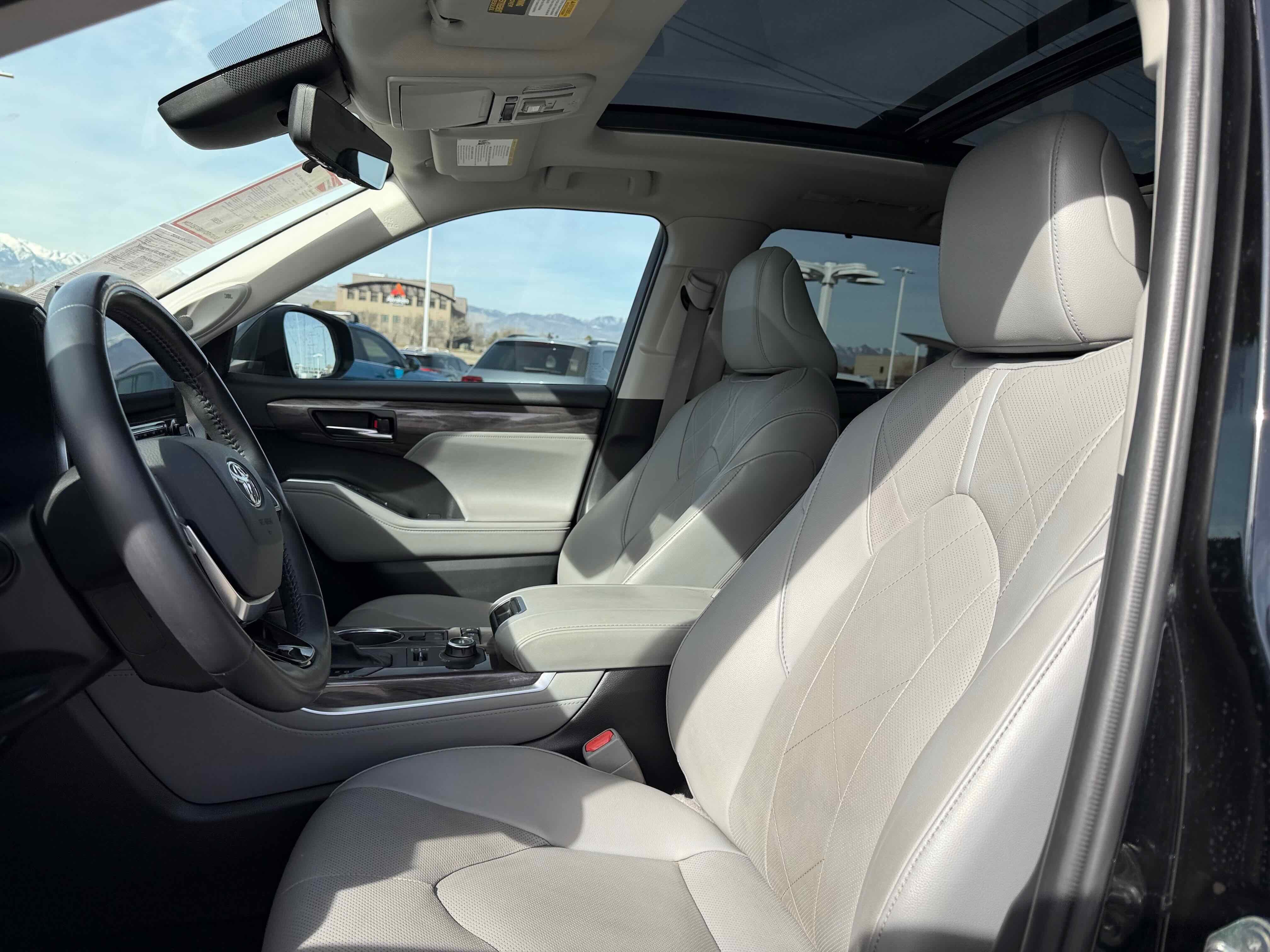 2020 Toyota Highlander Platinum