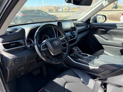 2021 Toyota Highlander XLE