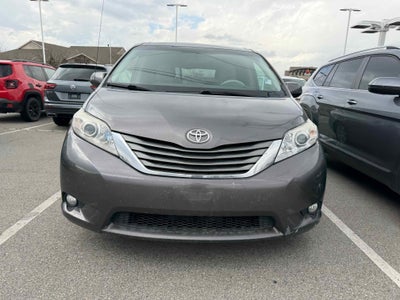2013 Toyota Sienna XLE