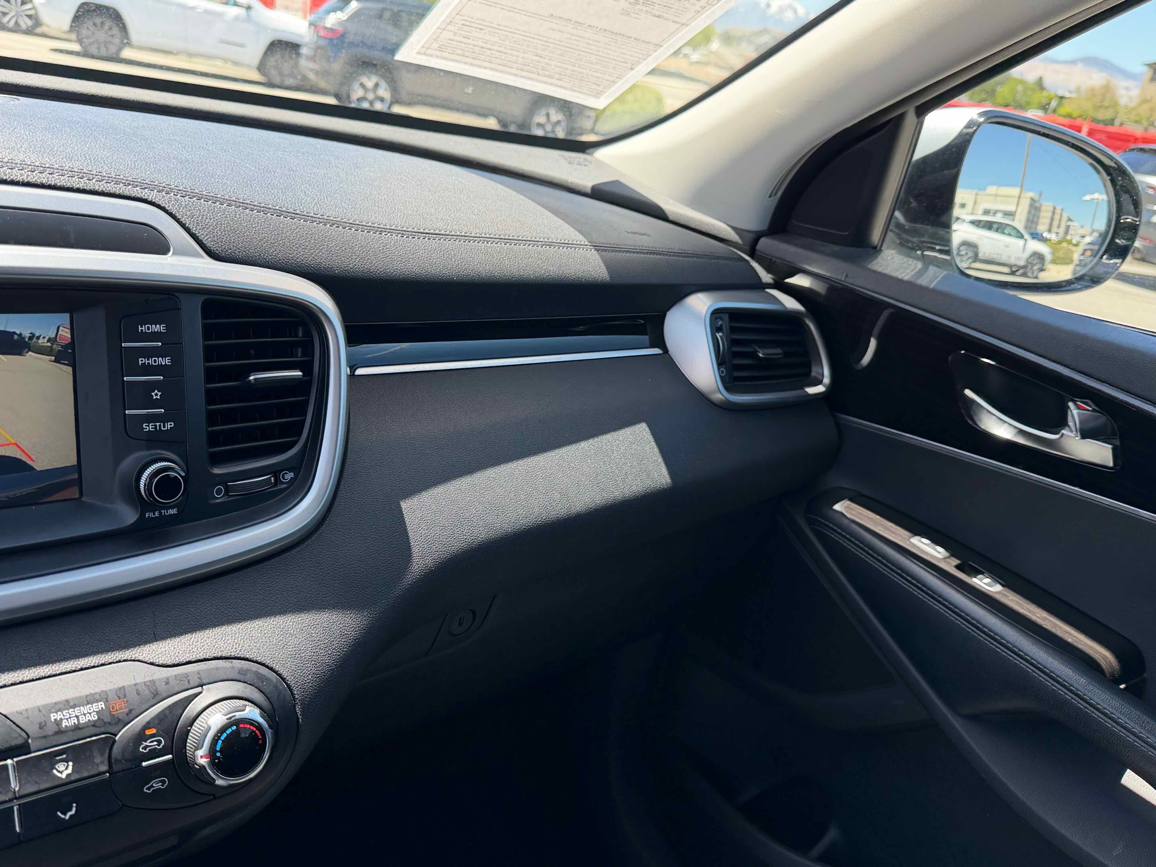 2019 Kia Sorento L