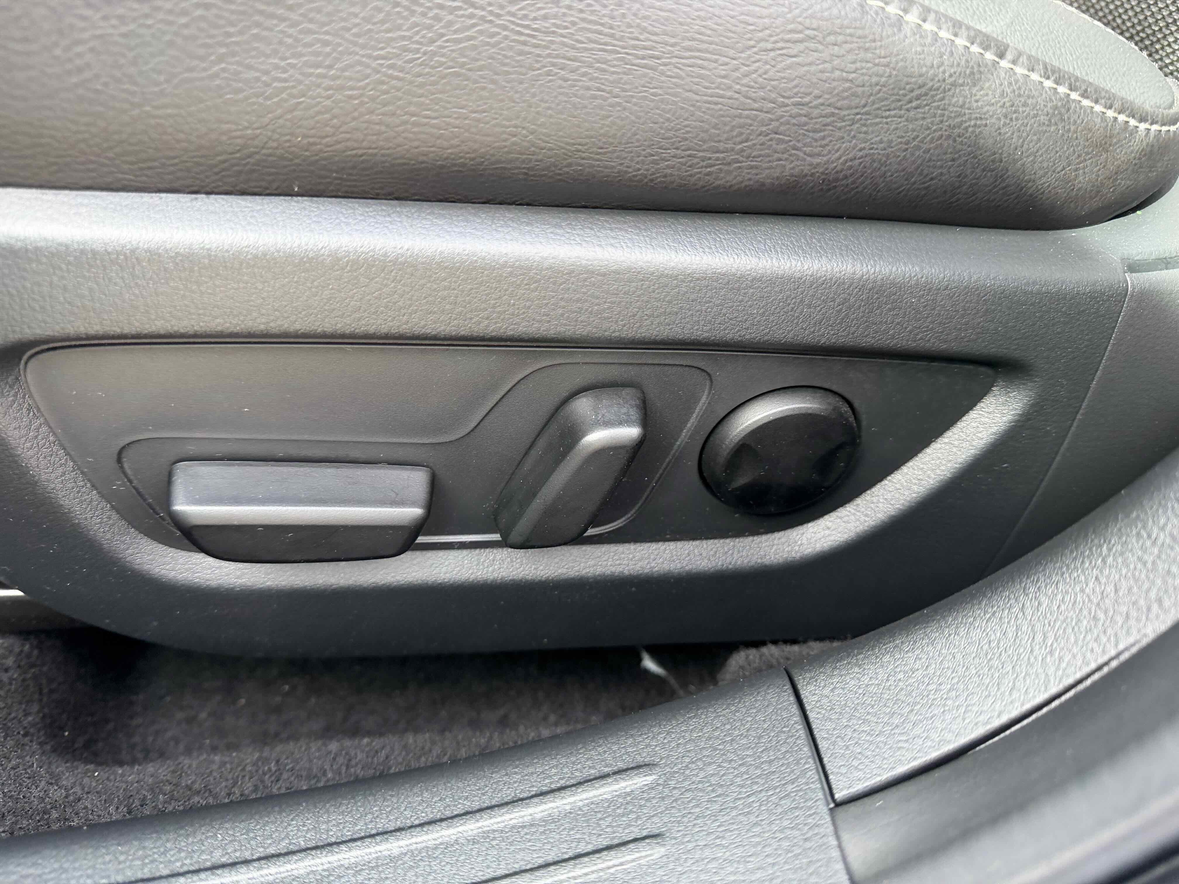 2025 Mazda Mazda CX-50 Hybrid Preferred Package