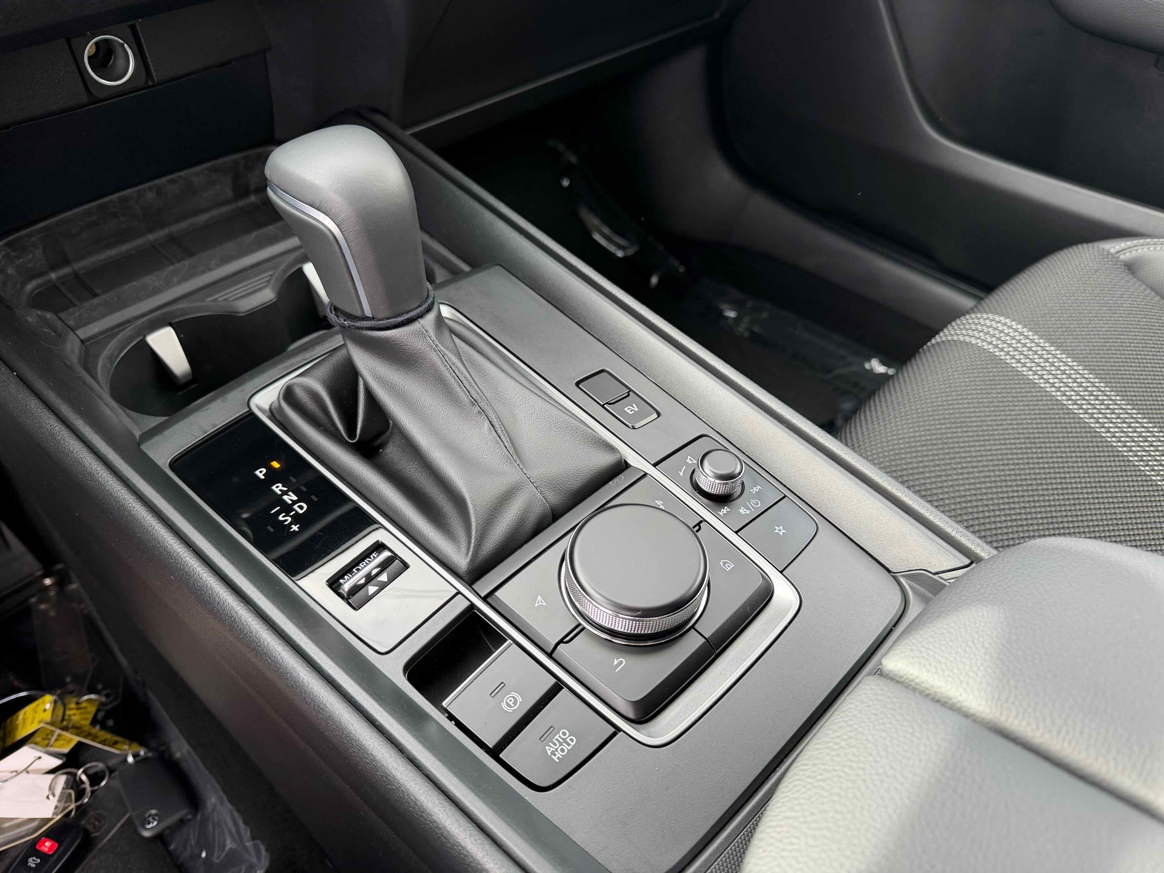 2025 Mazda Mazda CX-50 Hybrid Preferred Package