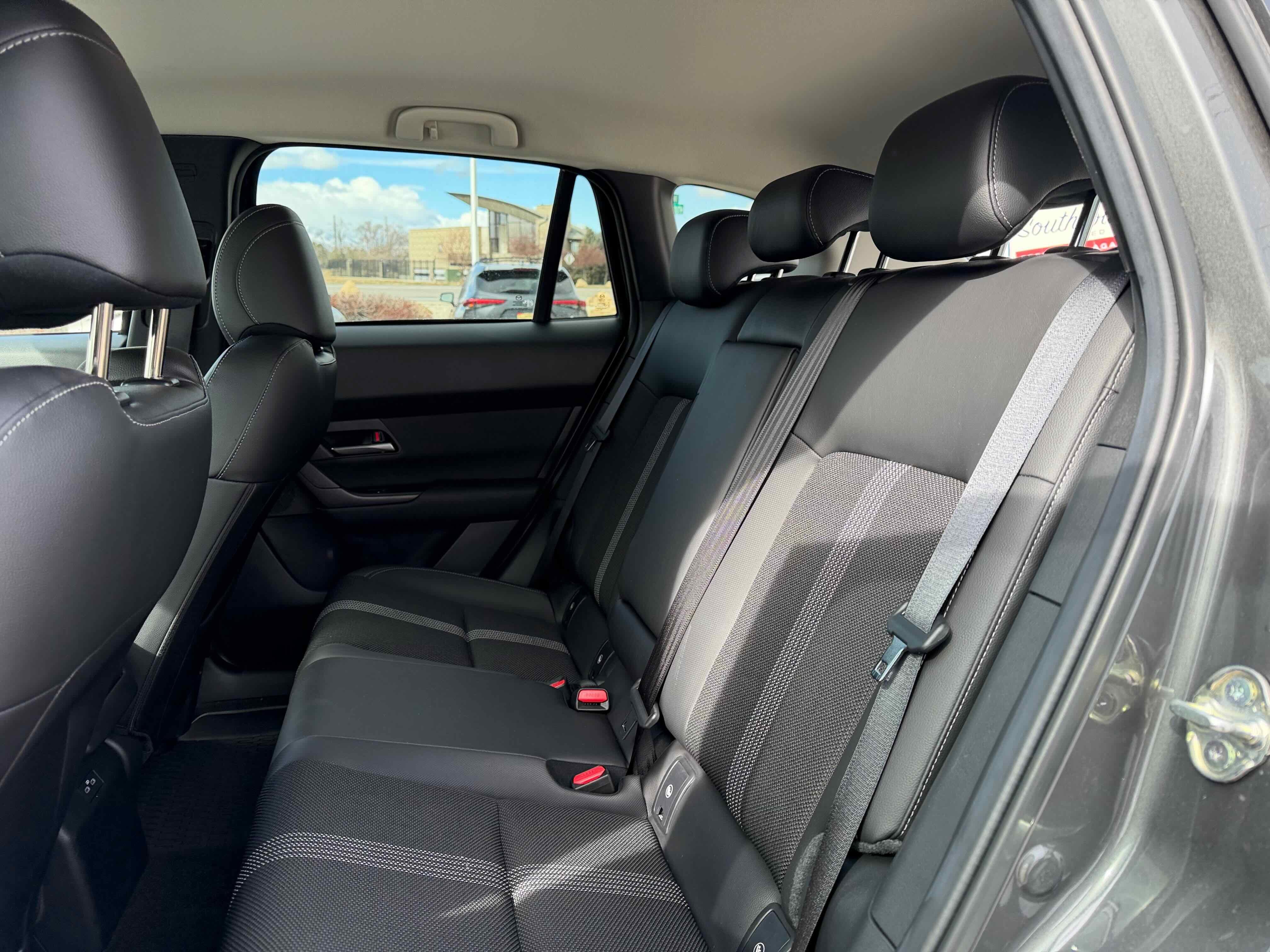 2025 Mazda Mazda CX-50 Hybrid Preferred Package