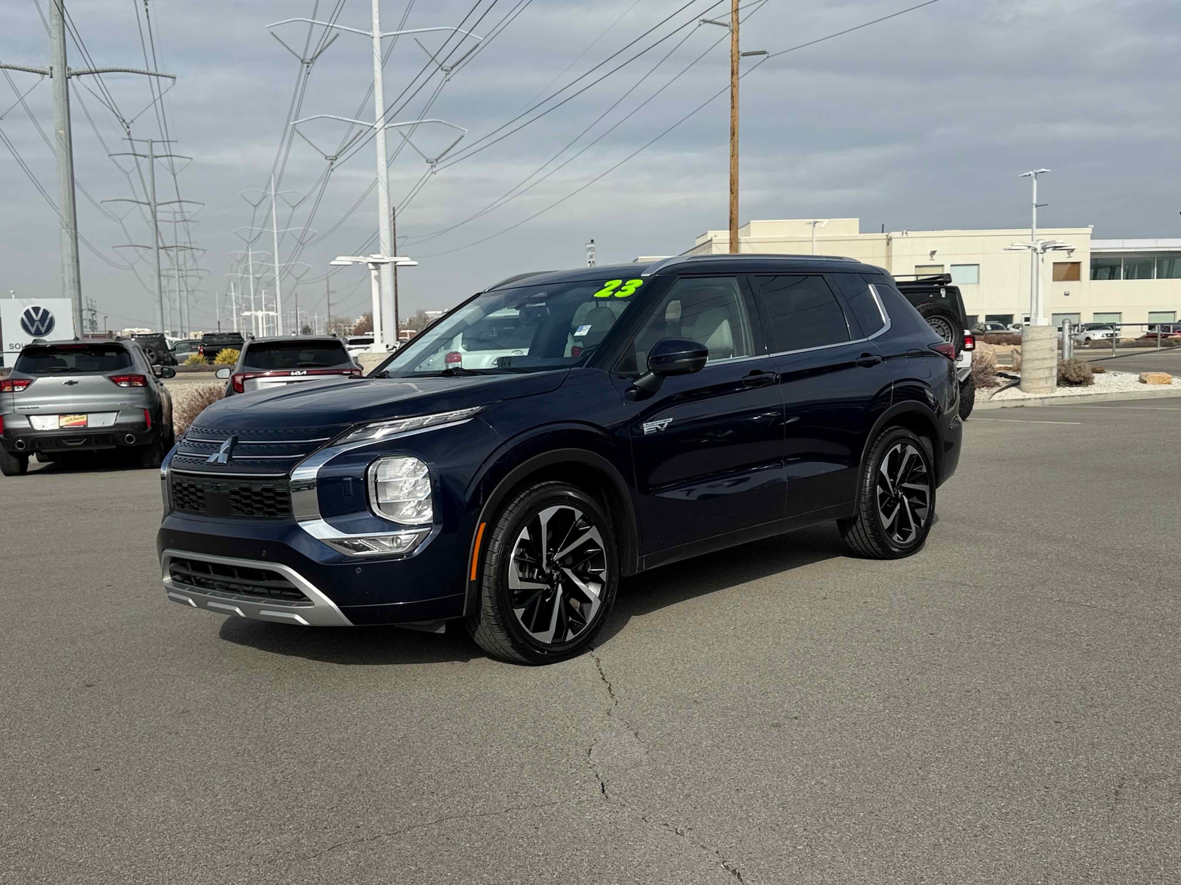 2023 Mitsubishi Outlander PHEV SEL
