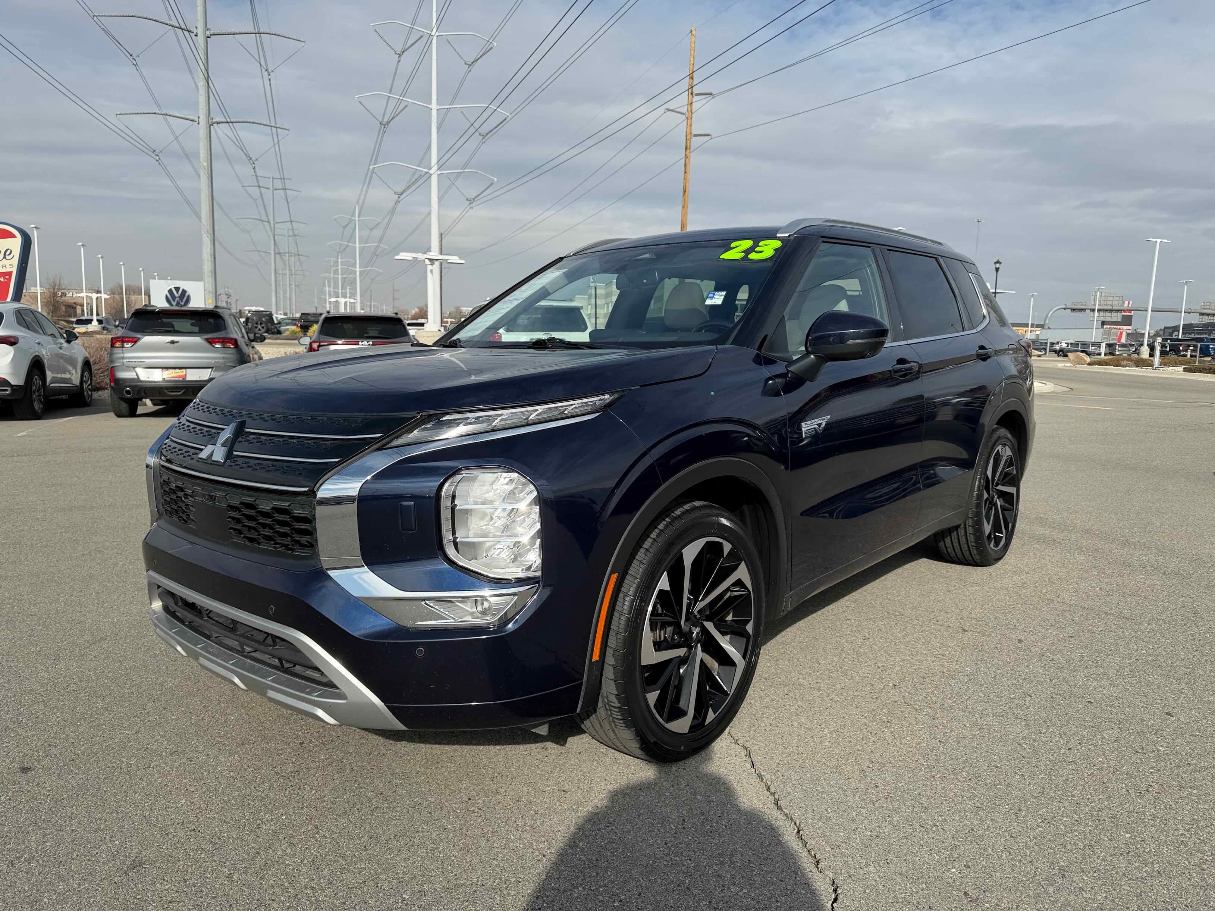 2023 Mitsubishi Outlander PHEV SEL