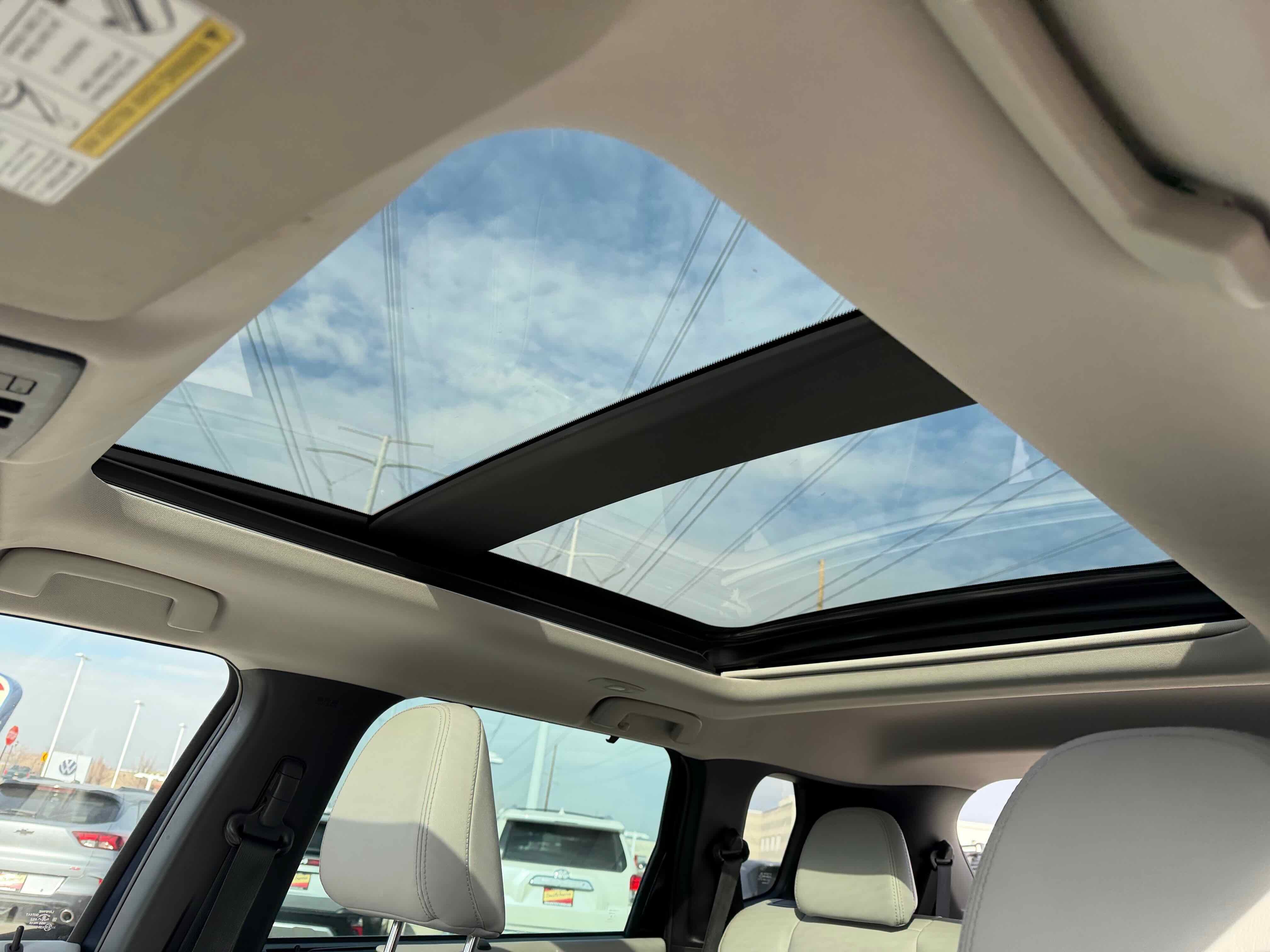 2023 Mitsubishi Outlander PHEV SEL