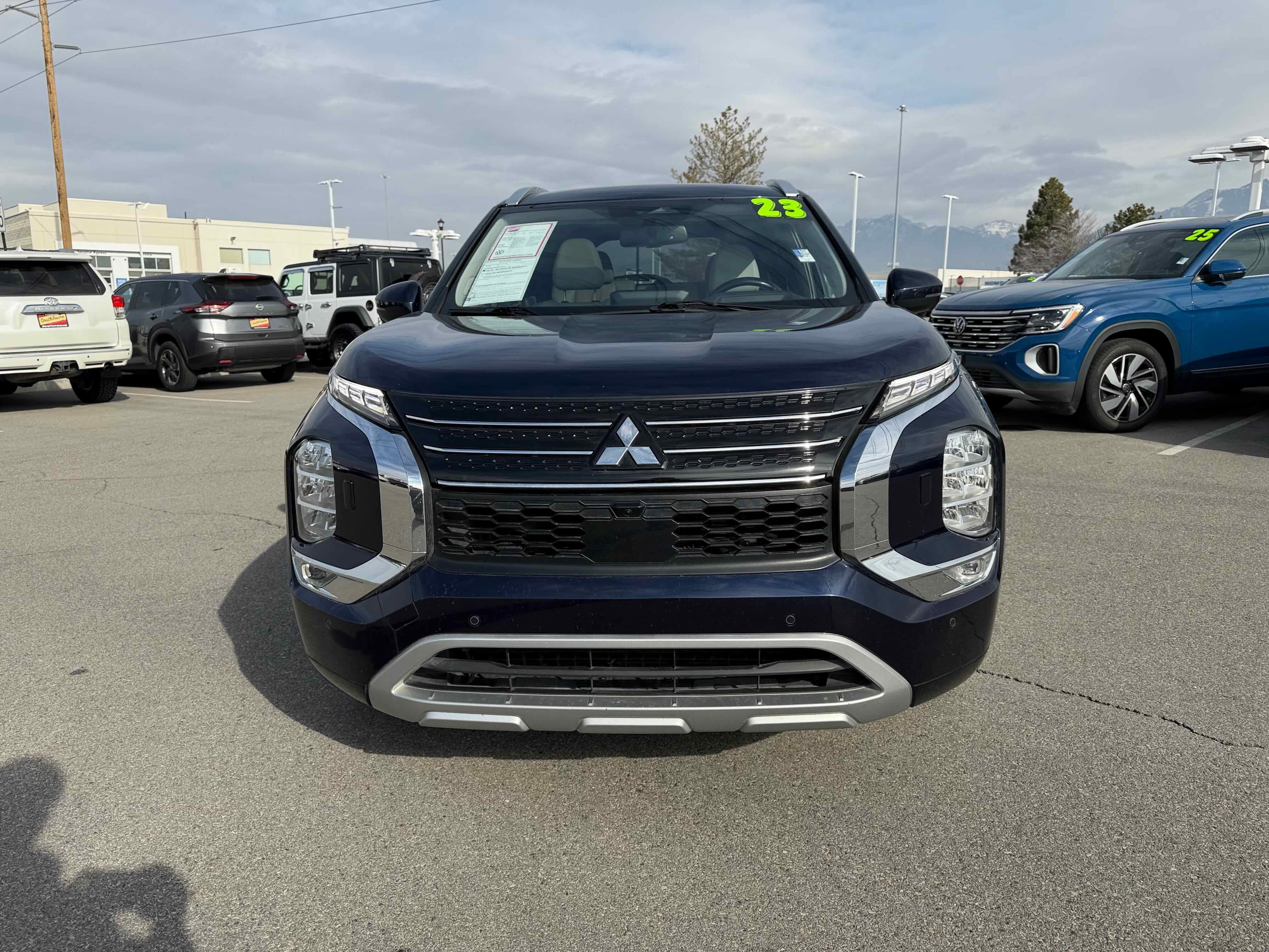 2023 Mitsubishi Outlander PHEV SEL