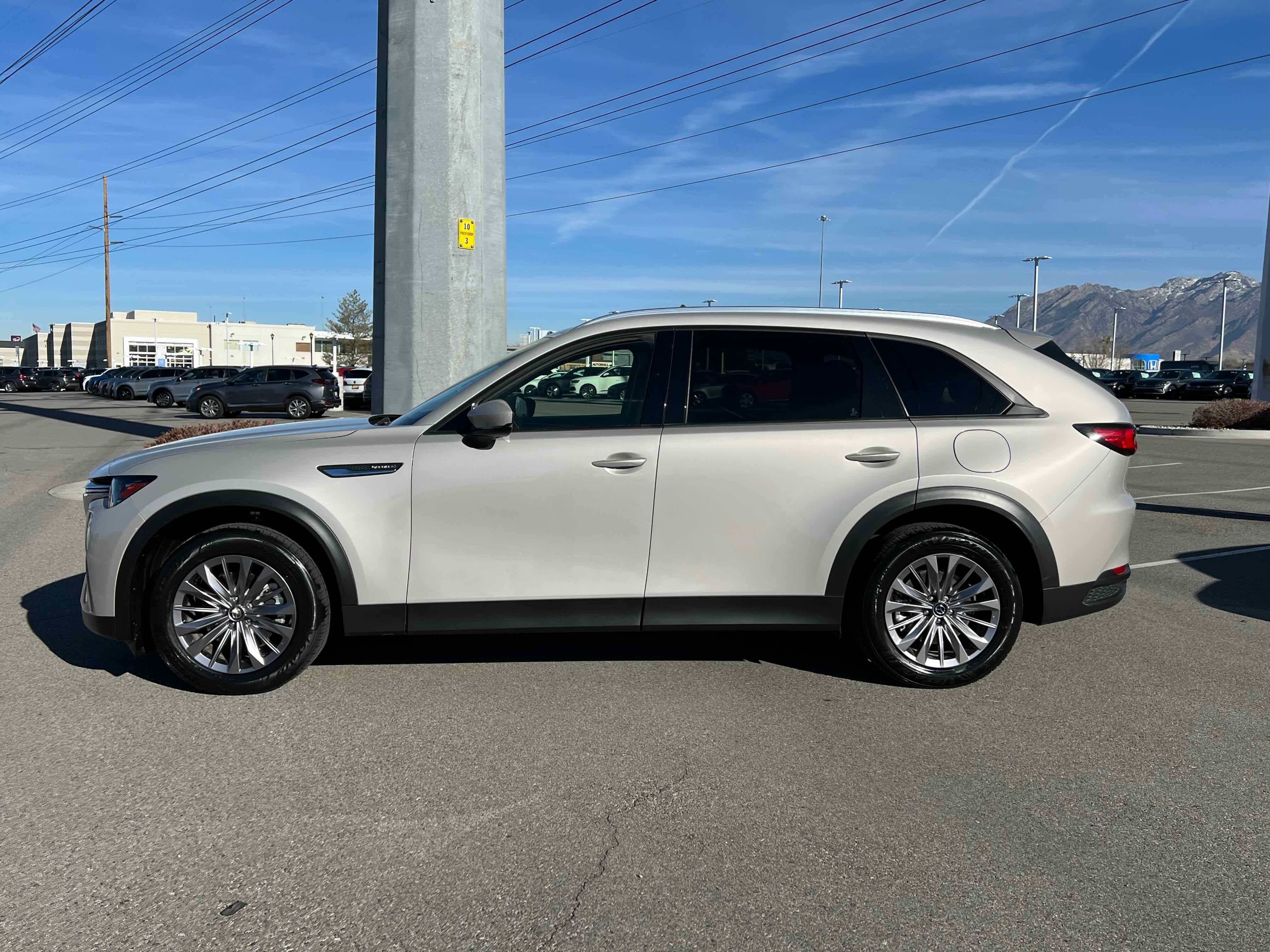 2025 Mazda Mazda CX-90 Preferred Package