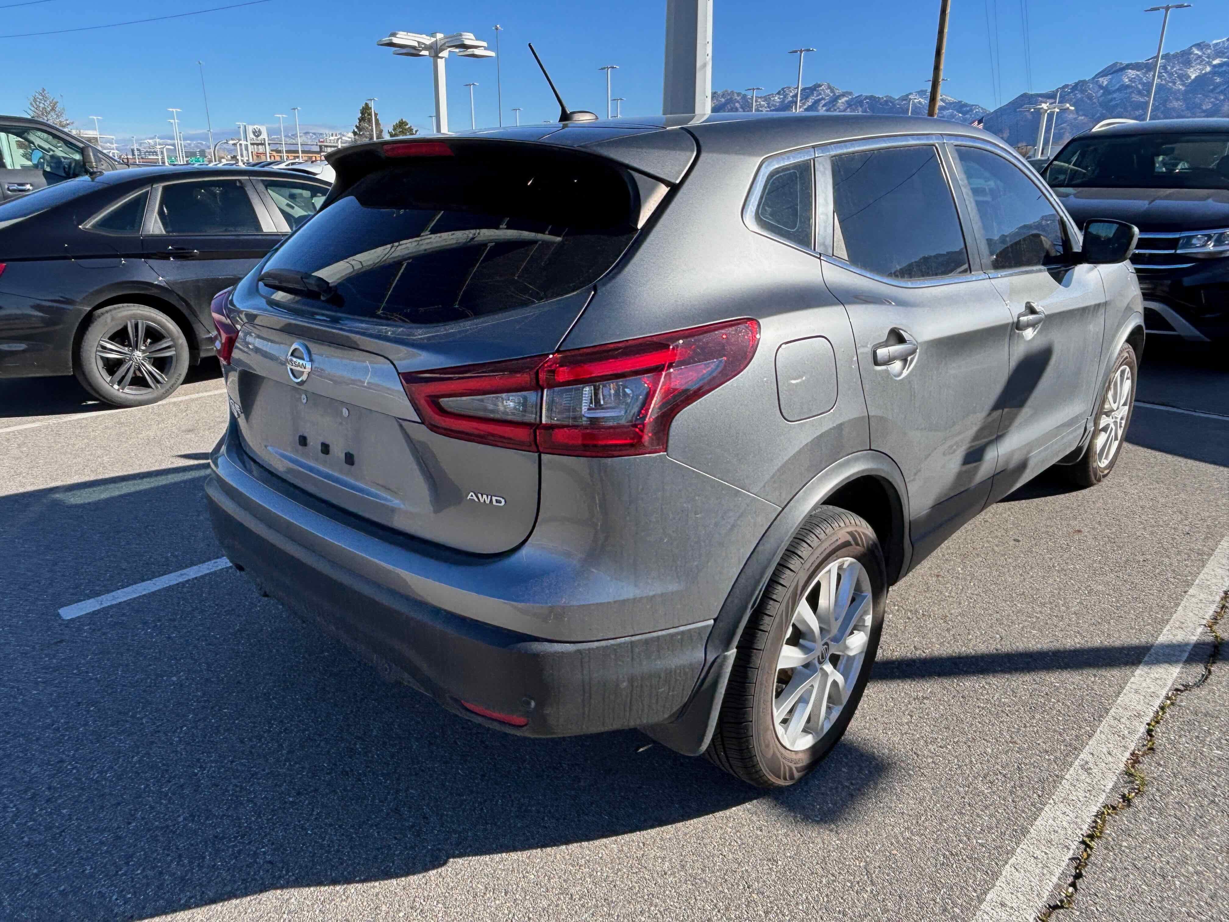 2022 Nissan Rogue Sport S