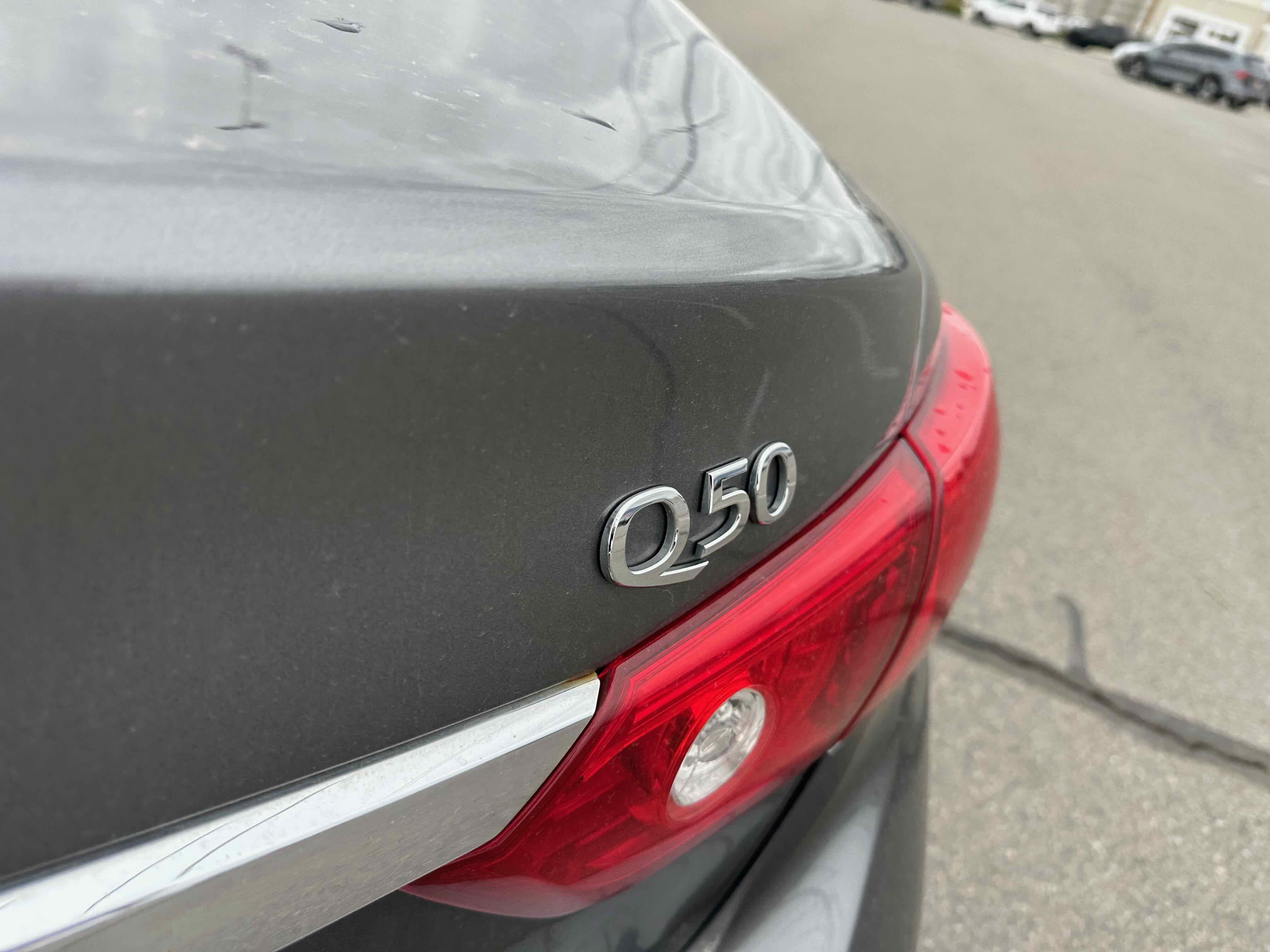 2015 INFINITI Q50 Premium
