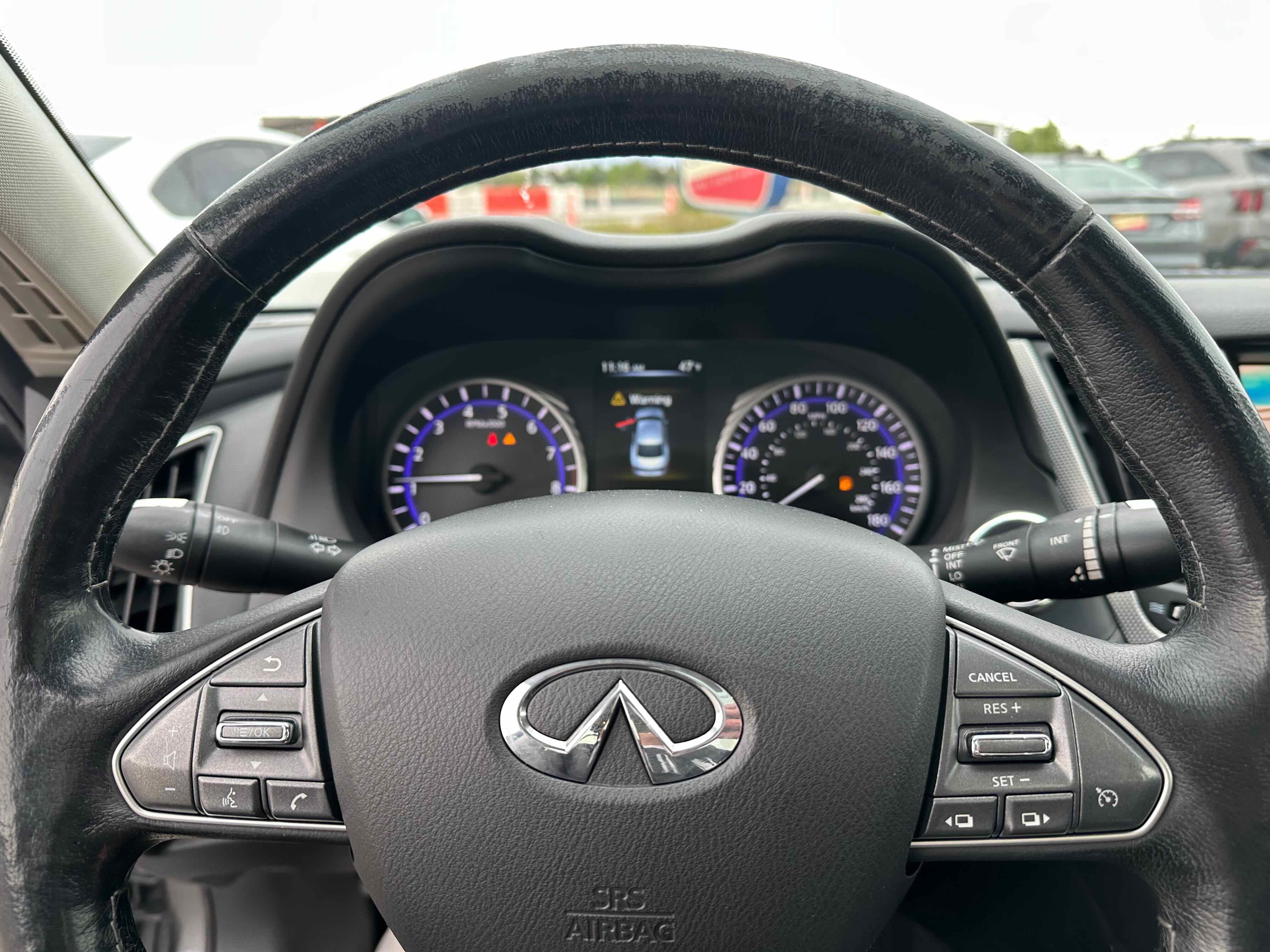 2015 INFINITI Q50 Premium