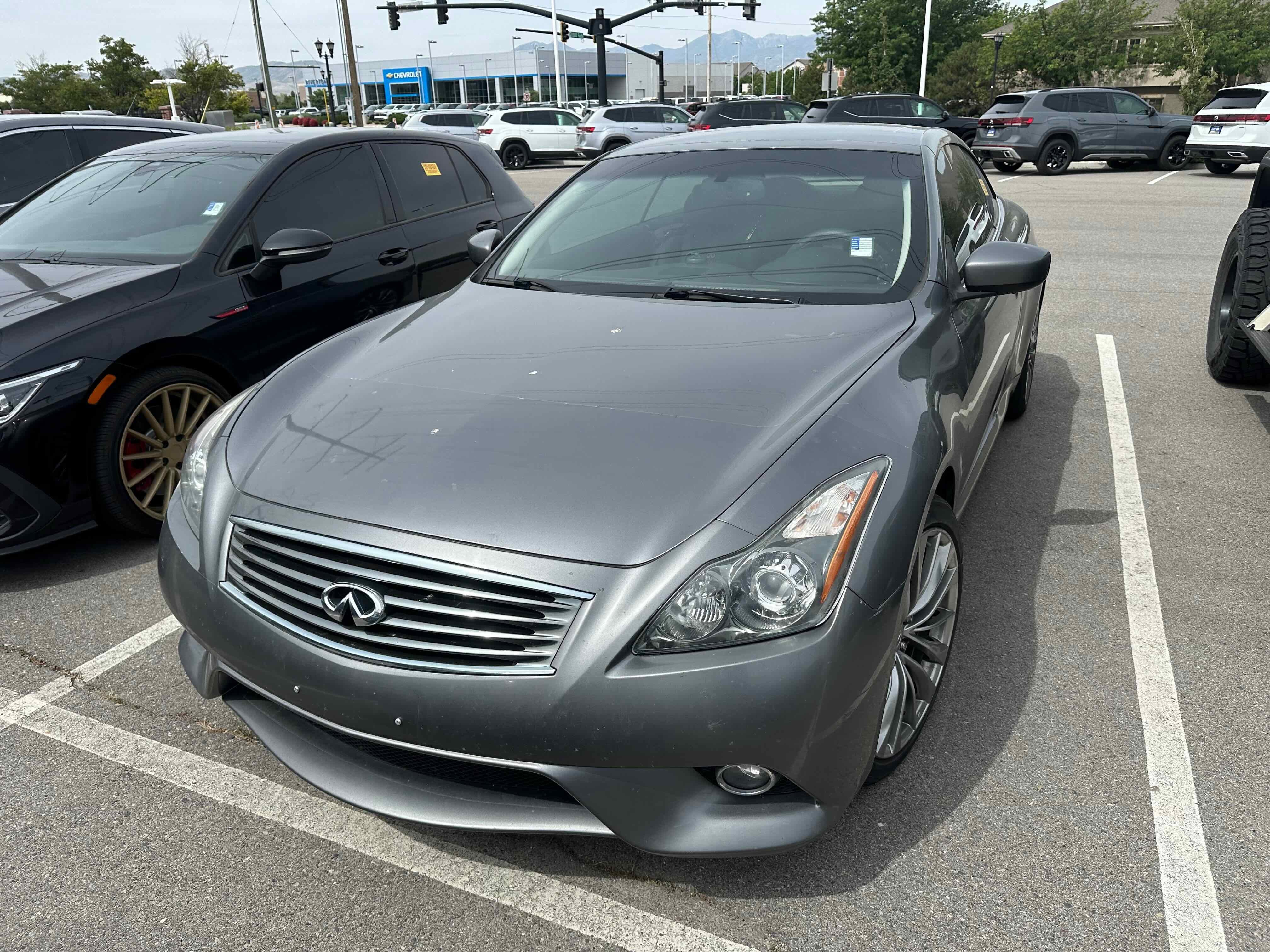2011 INFINITI G37 Convertible Base
