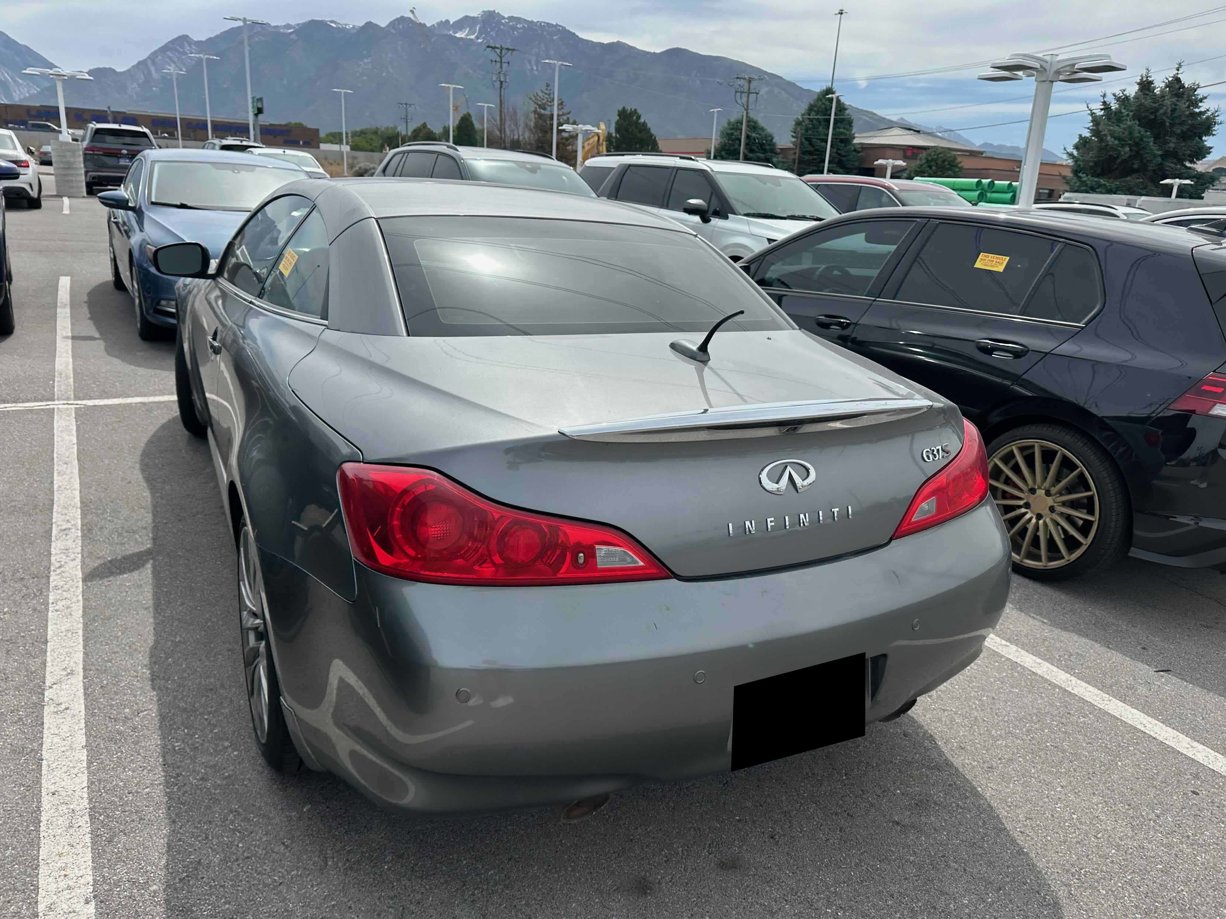 2011 INFINITI G37 Convertible Base