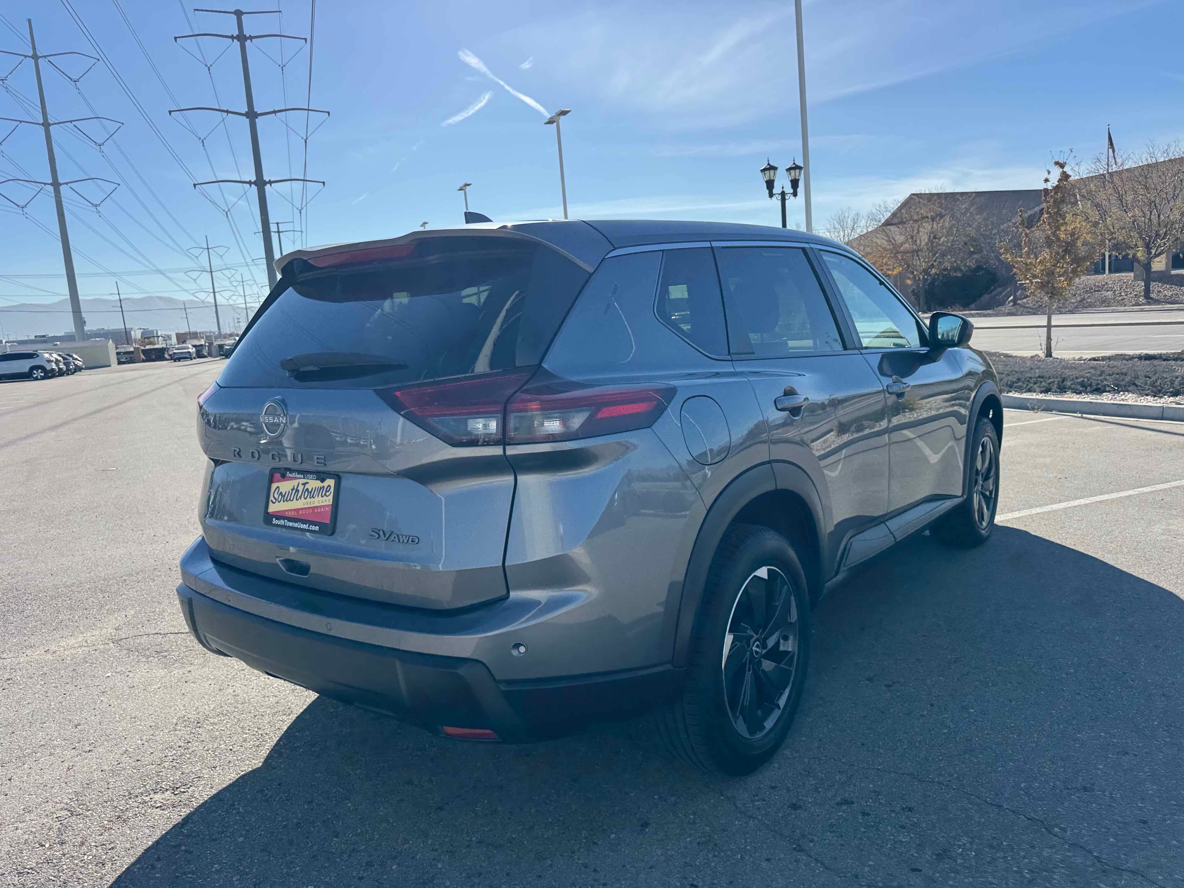 2024 Nissan Rogue SV