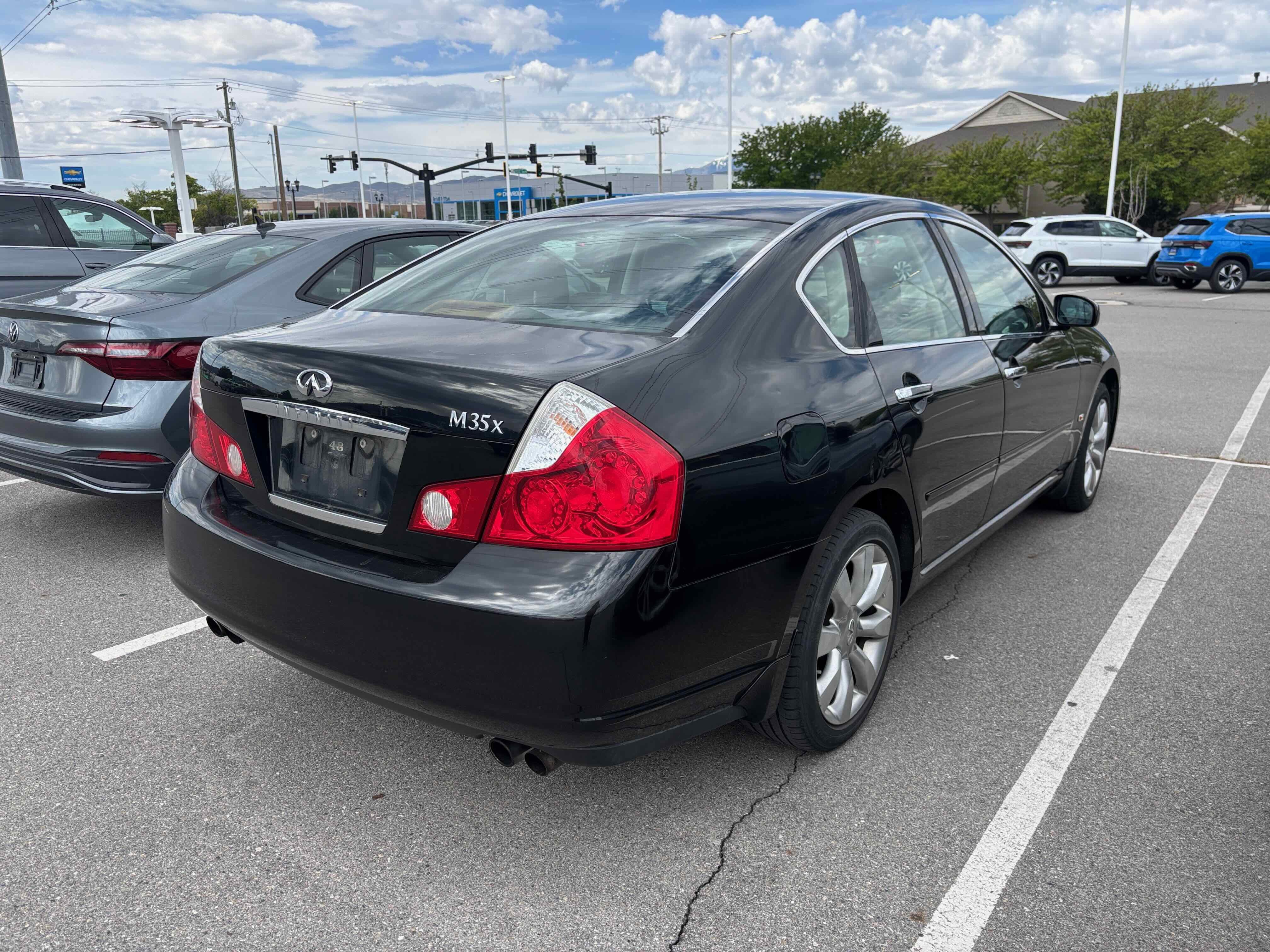 2007 INFINITI M35 x