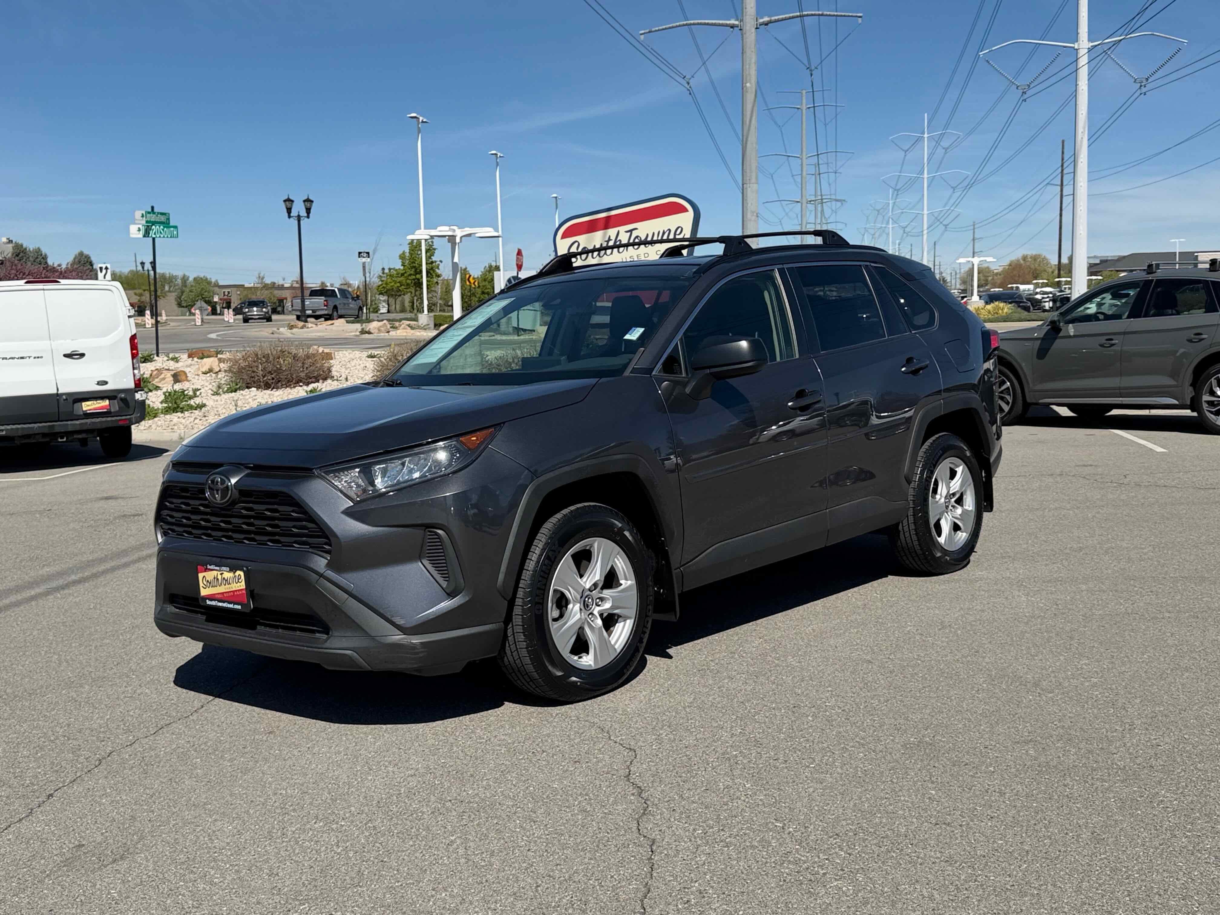 2020 Toyota RAV4 LE
