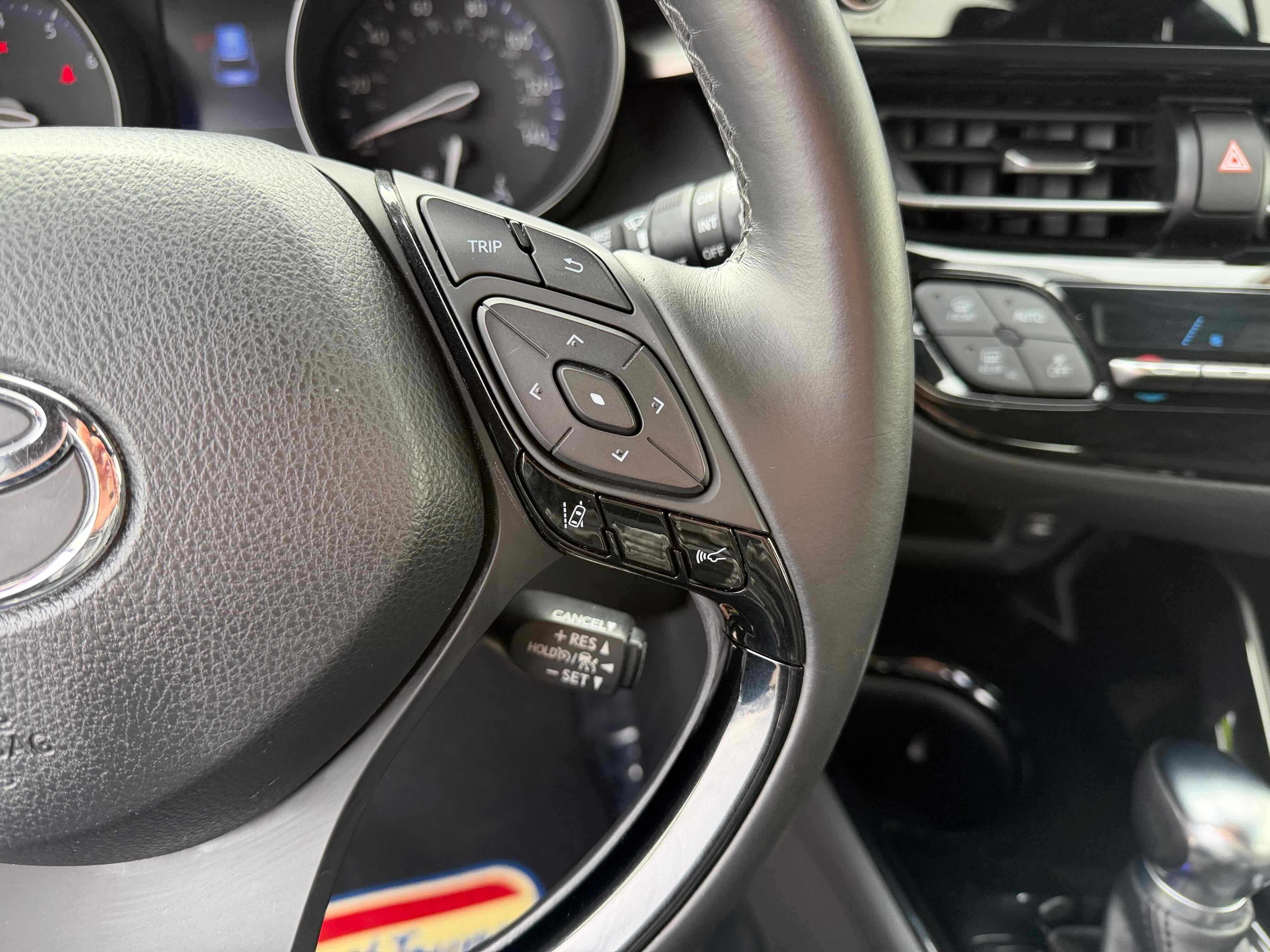 2019 Toyota C-HR XLE