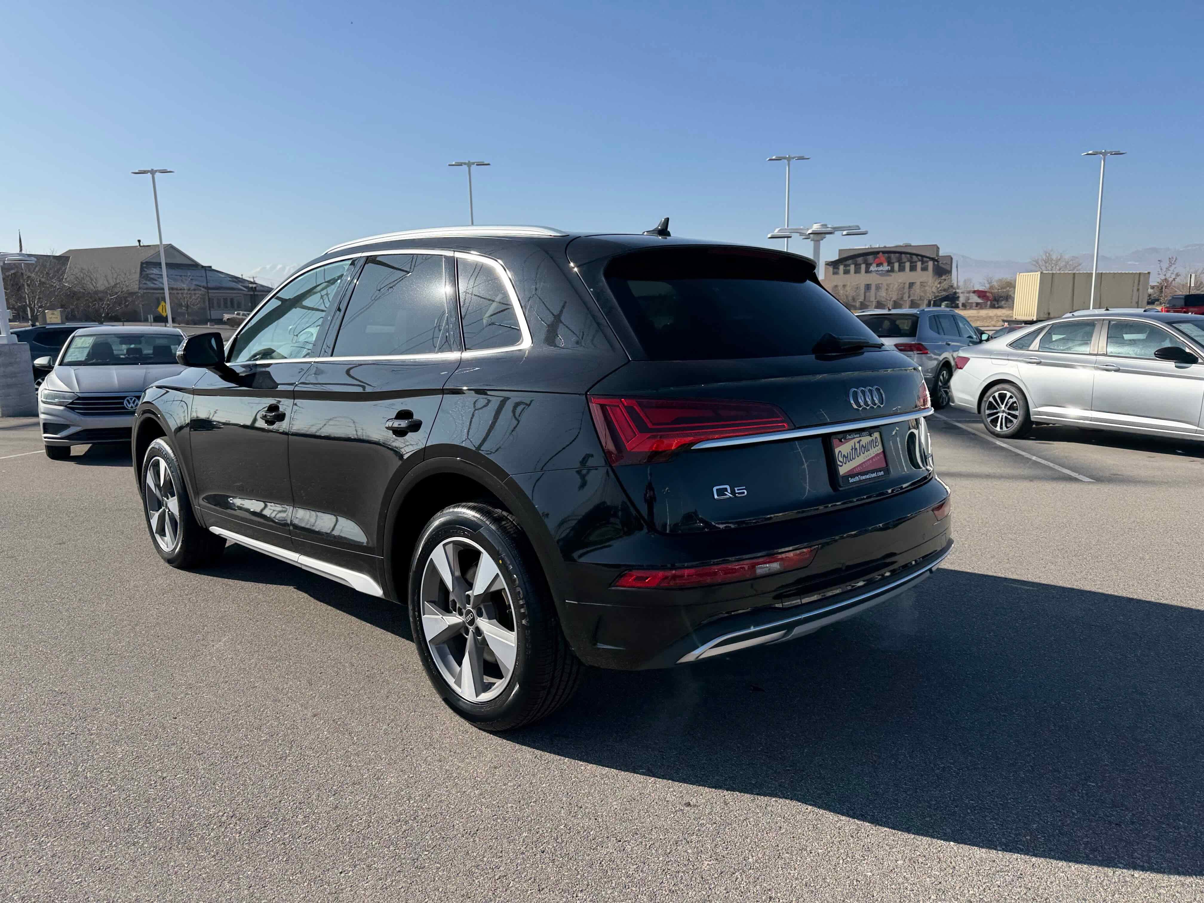 2023 Audi Q5 Premium