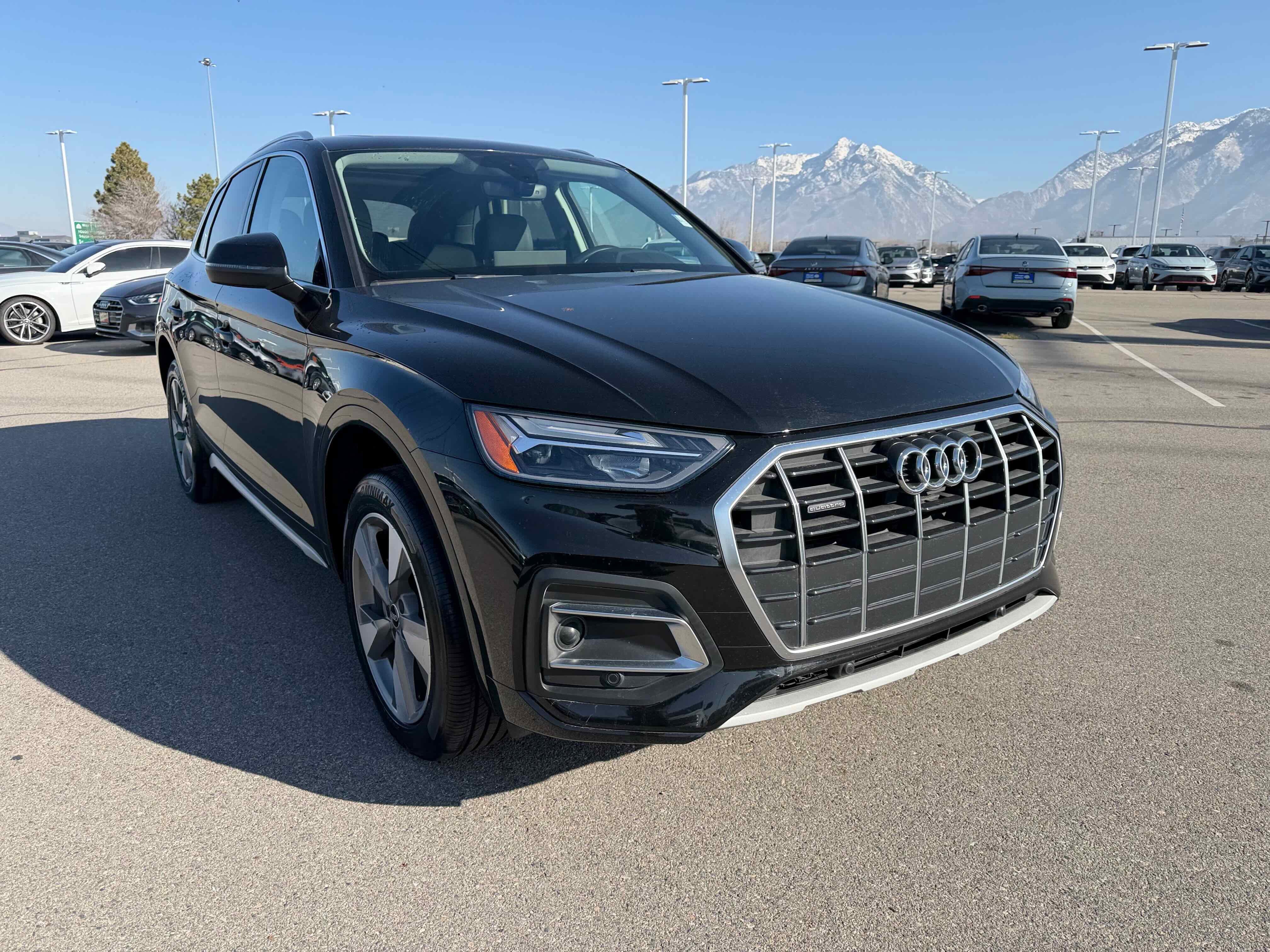 2023 Audi Q5 Premium
