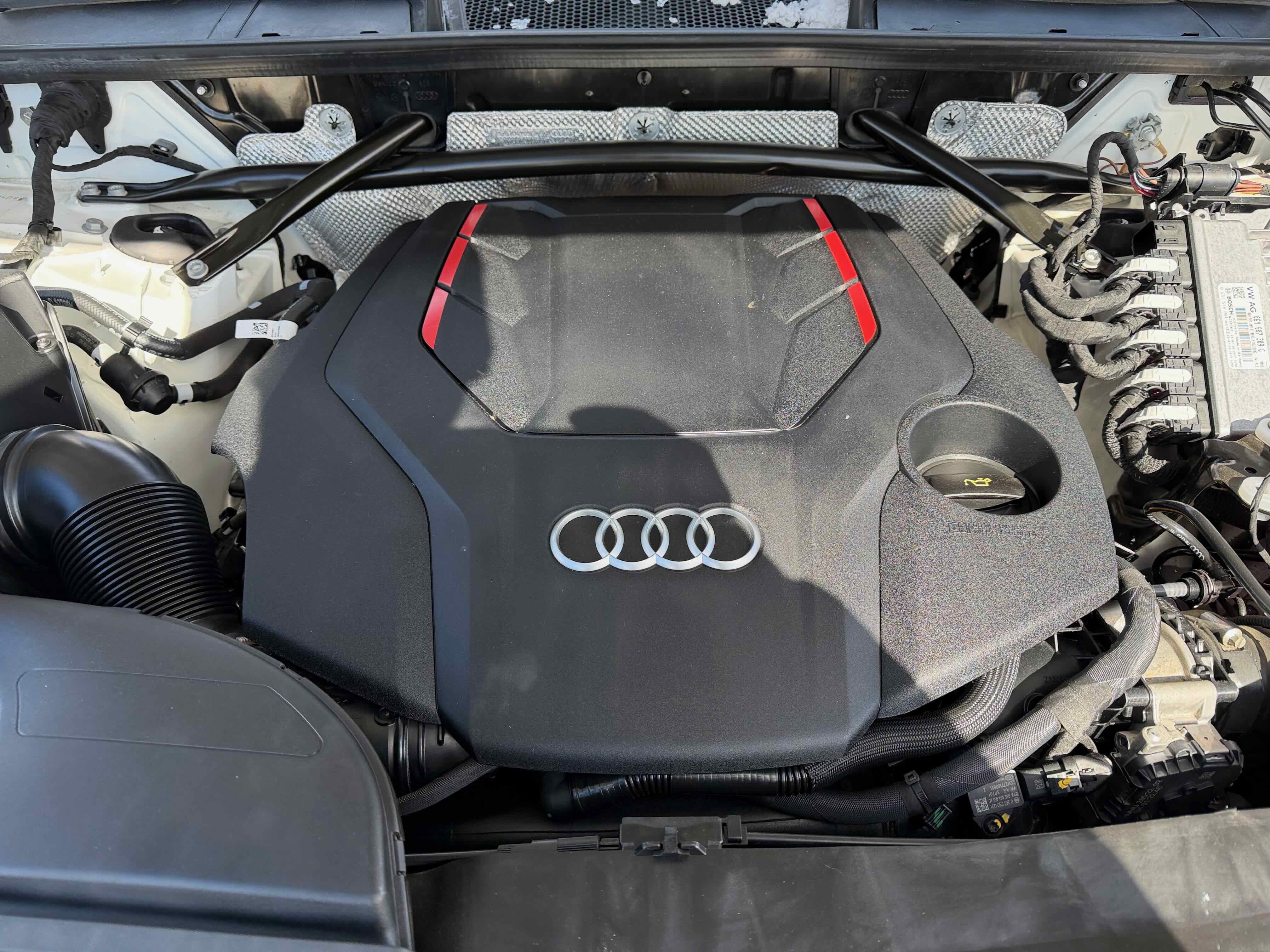 2023 Audi SQ5 Premium Plus