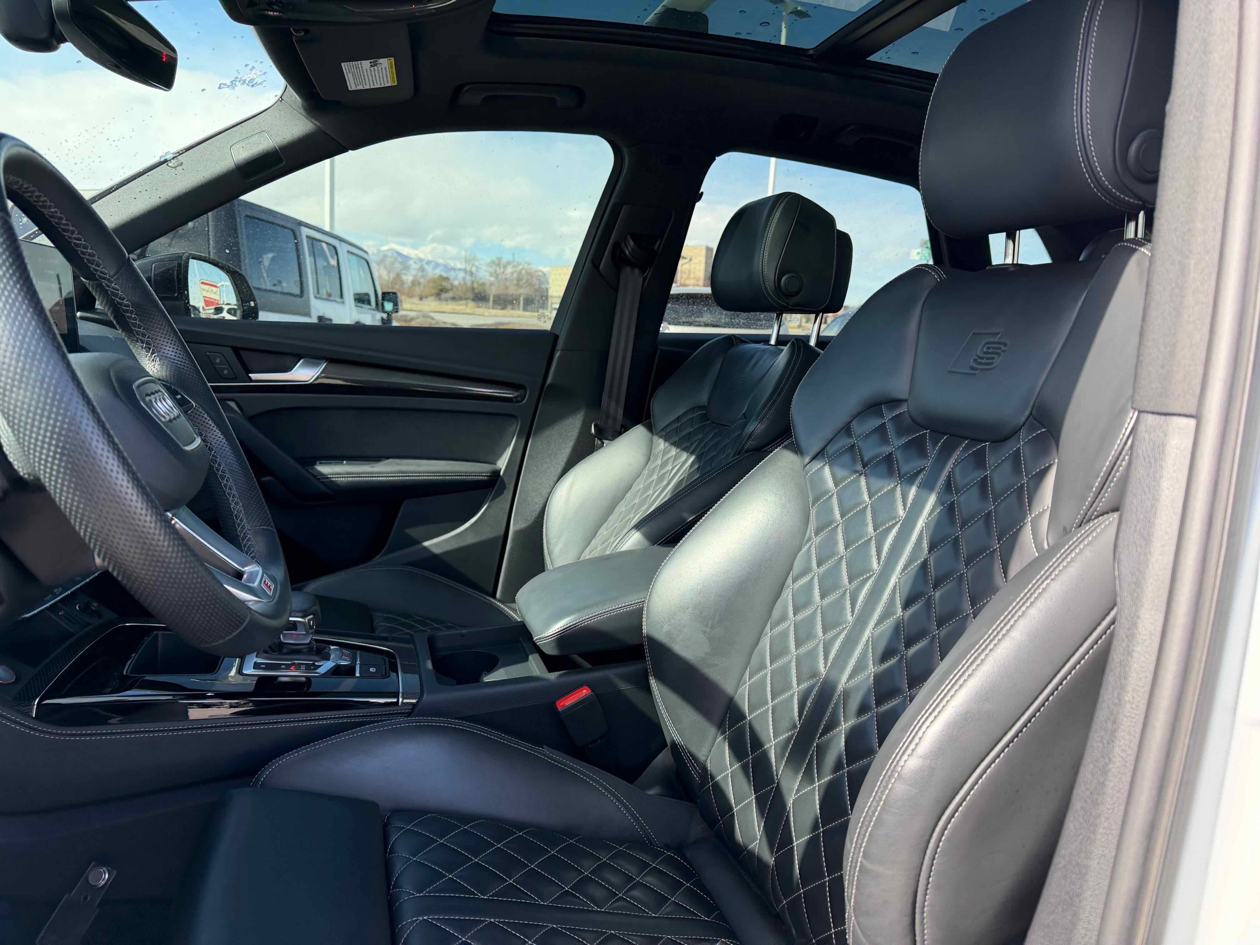 2023 Audi SQ5 Premium Plus