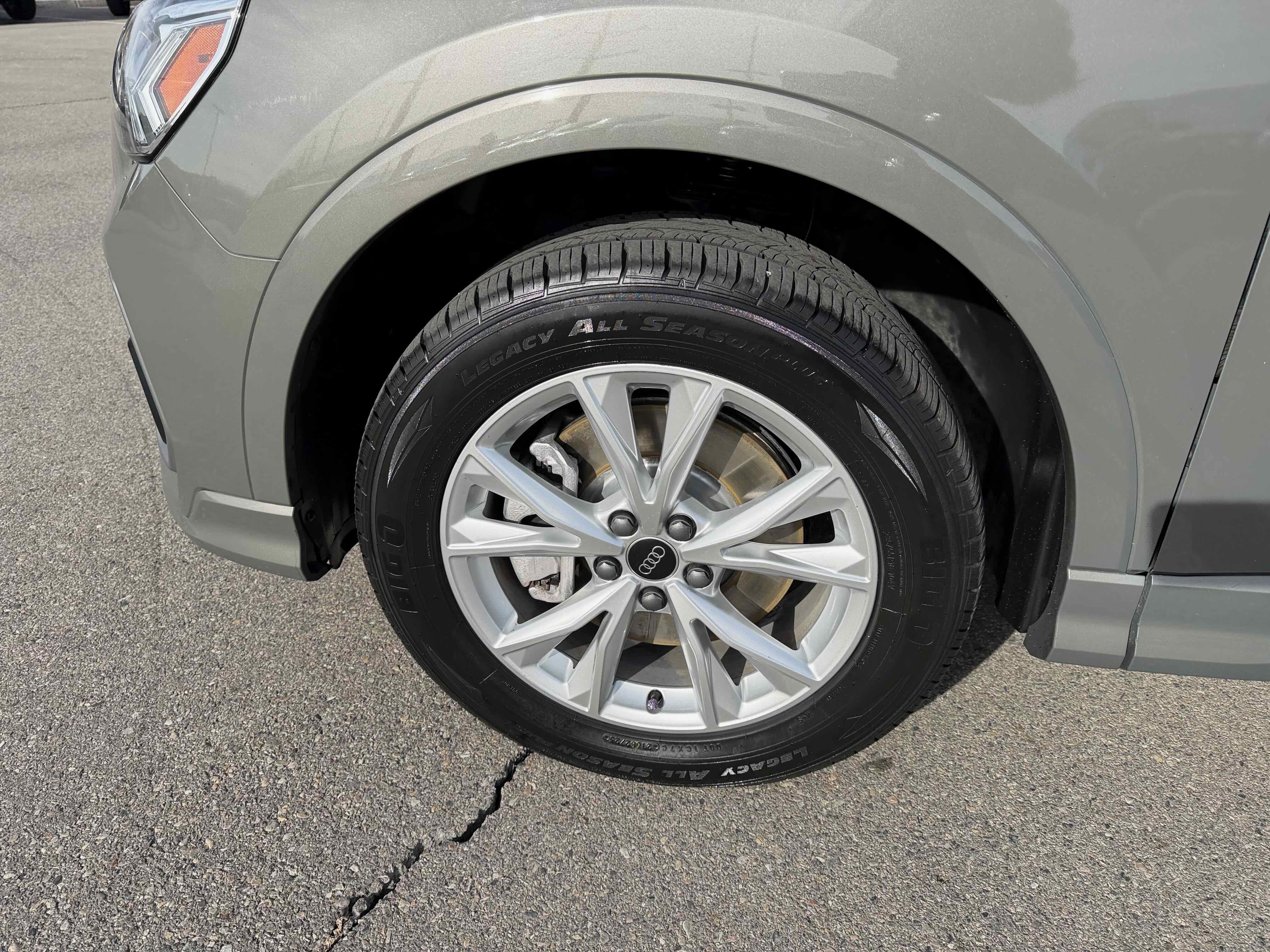 2023 Audi Q3 S line Premium