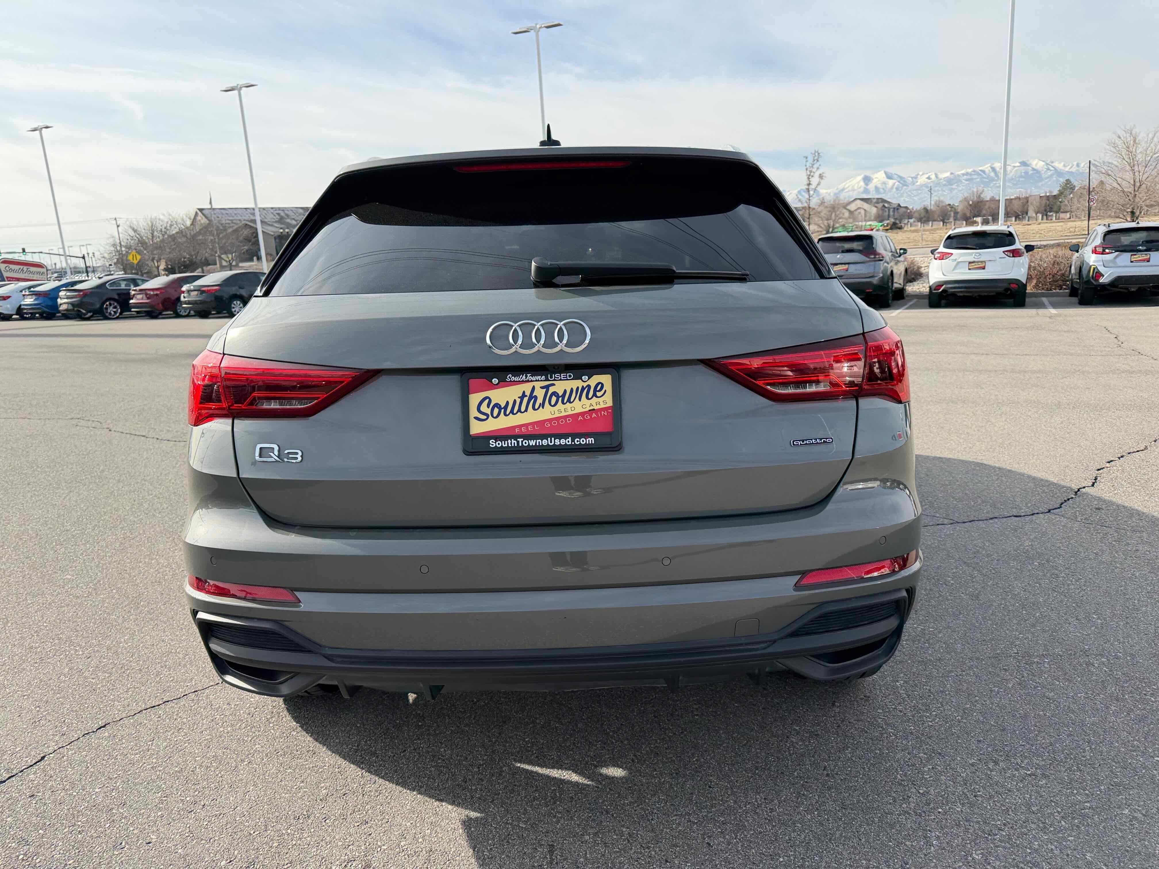 2023 Audi Q3 S line Premium