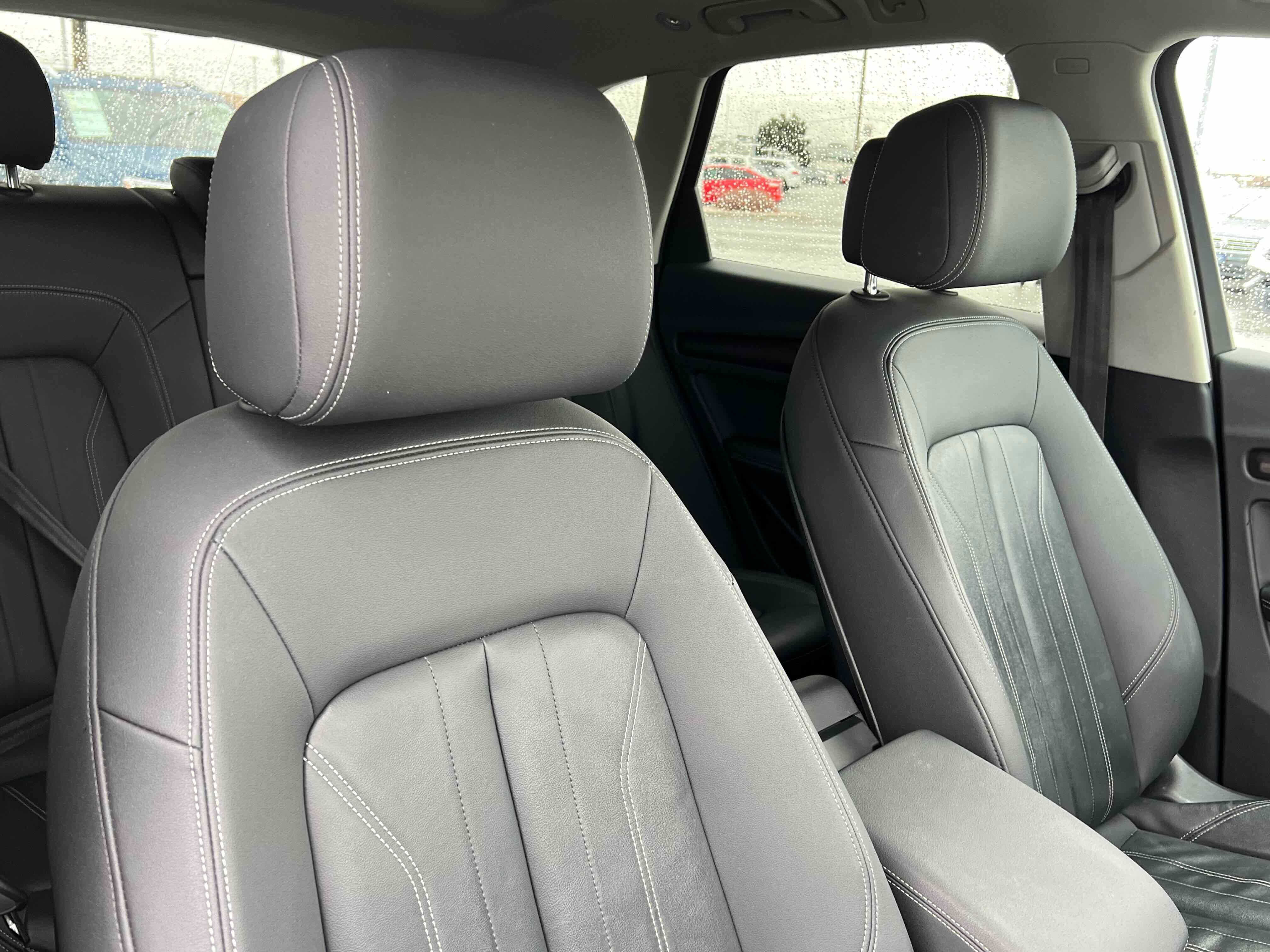 2022 Audi Q5 S line Premium Plus