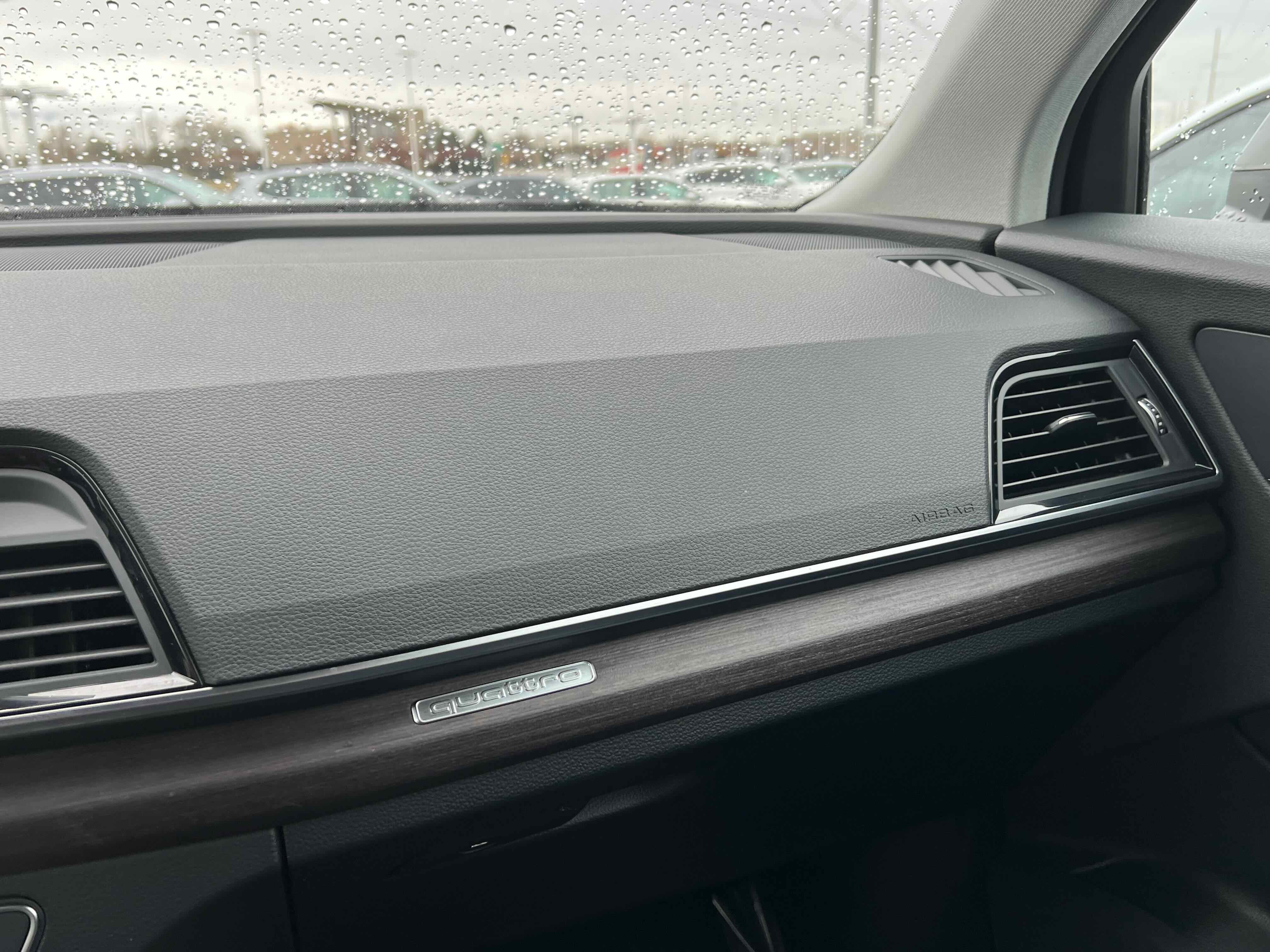 2022 Audi Q5 S line Premium Plus